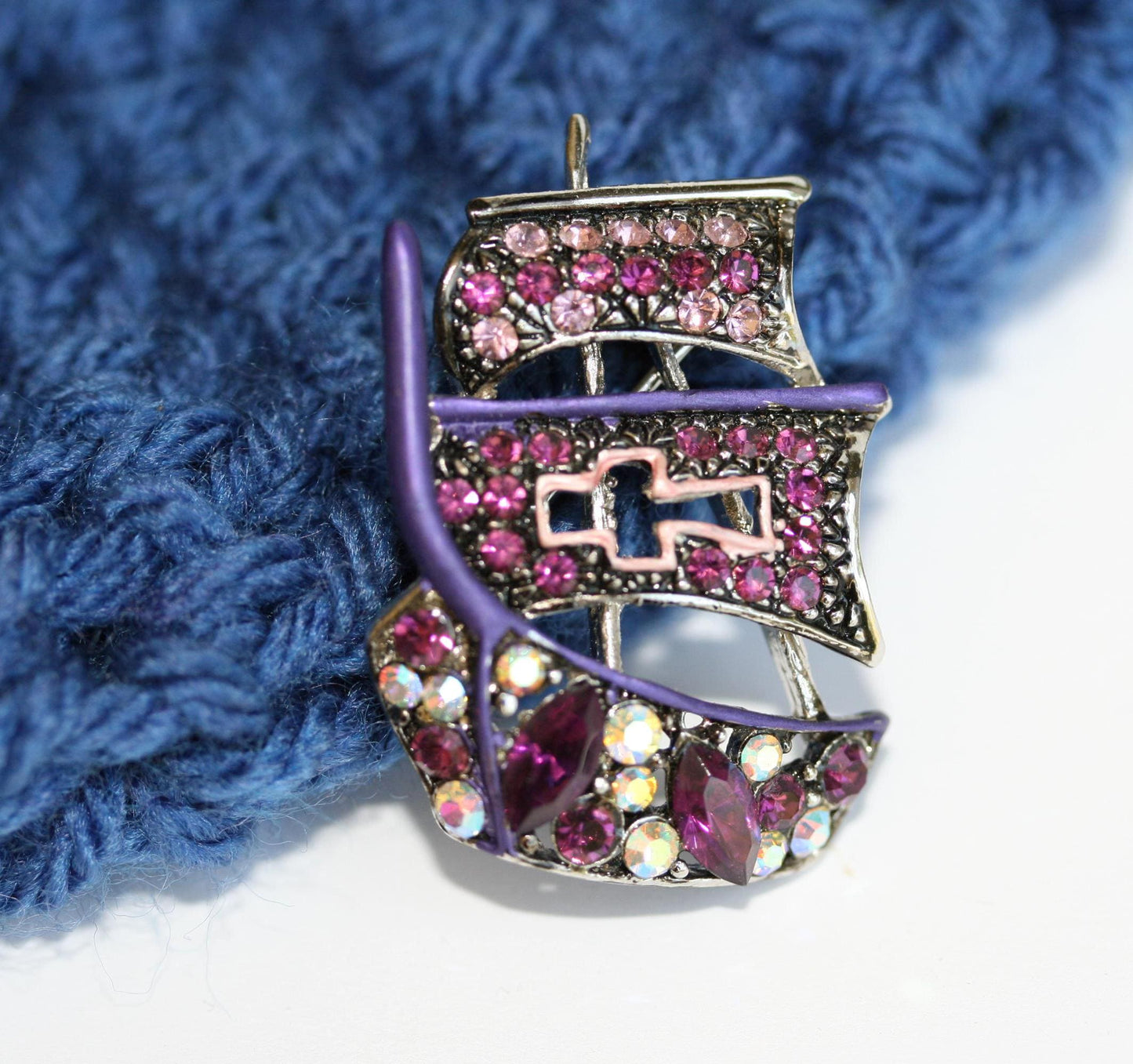 Vintage DAMASCENE Sailboats Pin Brooch