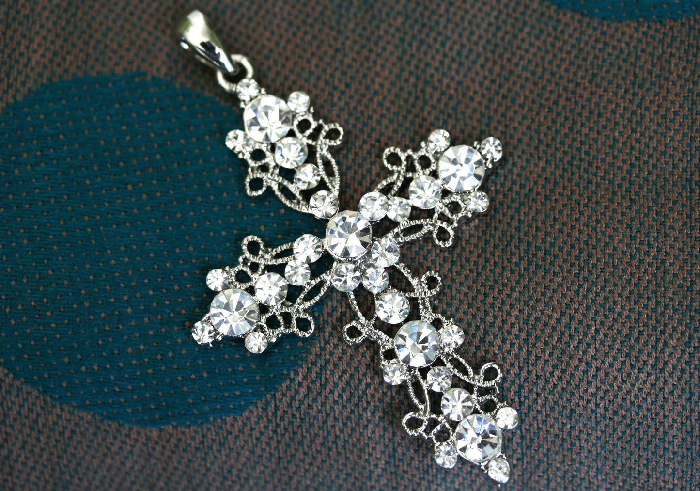 Cross Pendant for Women Sparkling Cross Pendant Necklace
