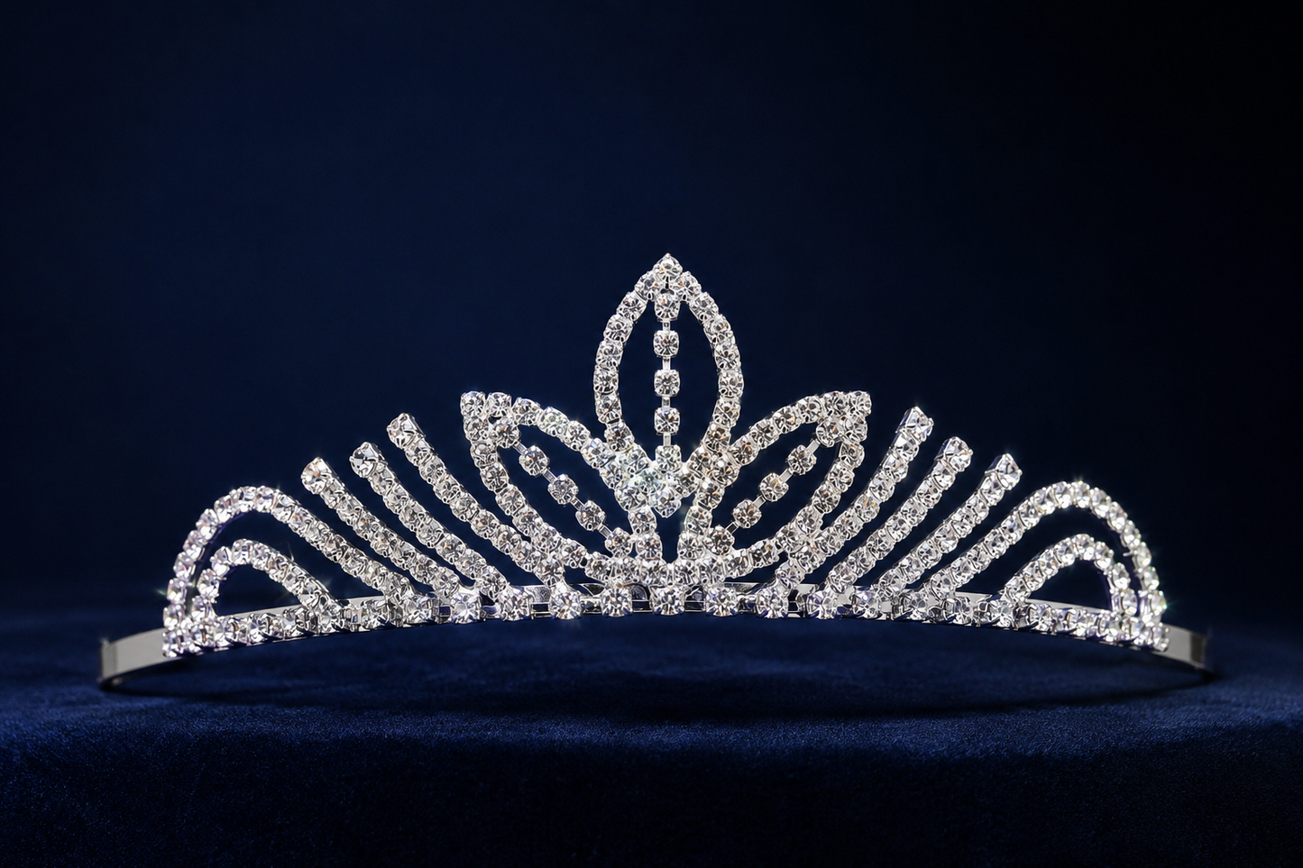 Silver Tiara Crowns Crystal Headband Princess Rhinestone Crown with Combs Bride Headbands Bridal Wedding Prom Birthday Party Hair Accessorie