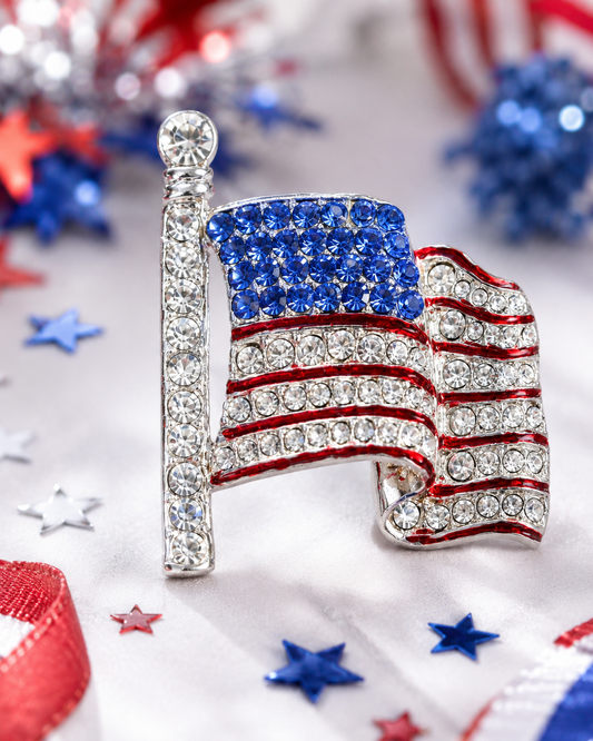Vintage Silver Tone Crystal Rhinestone 4th of July American USA Flag Patriotic Pin Brooch