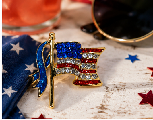 Crystal USA flag Pin, Patriotic American Red White Blue Rhinestone Flag Brooch Pin, 4th of July Jewelry Gift