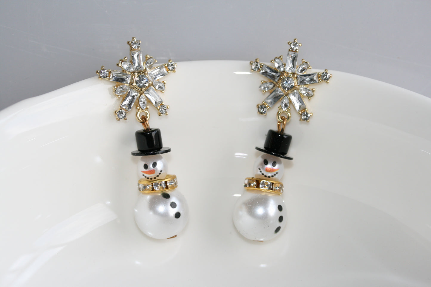 Snowflake Snowman Drop Earrings – Sparkling Winter Christmas & Holiday Gift