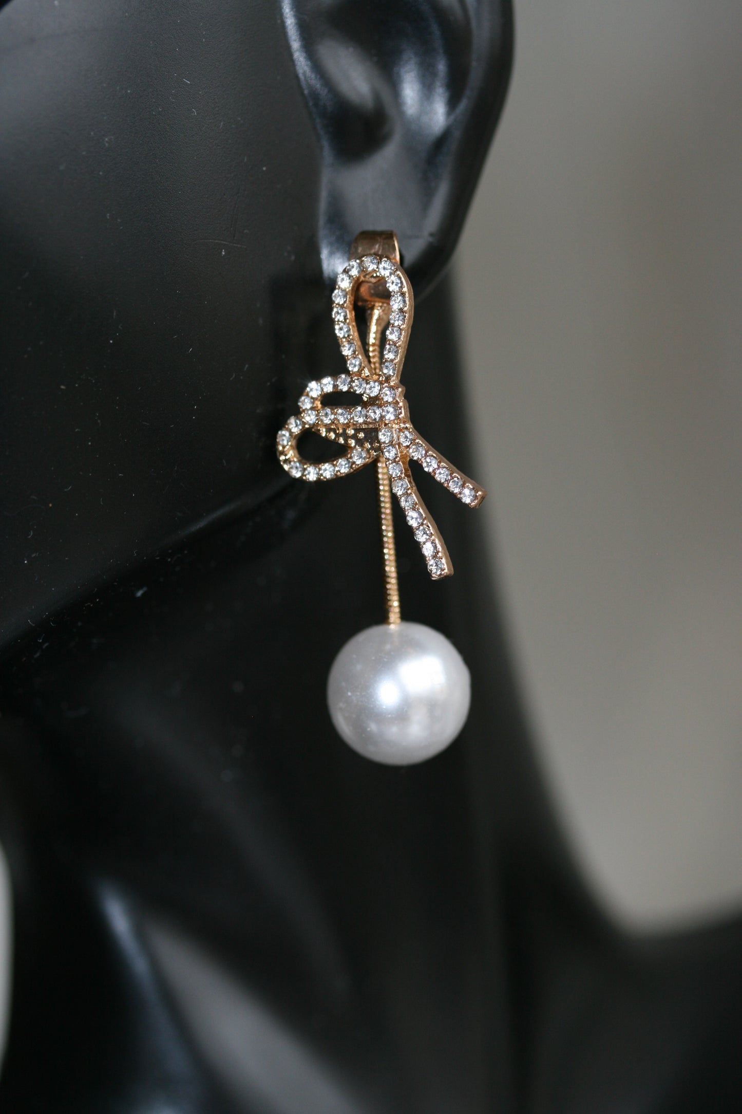 Sparkling Bow & Pearl Drop Earrings – Holiday Gift Delight