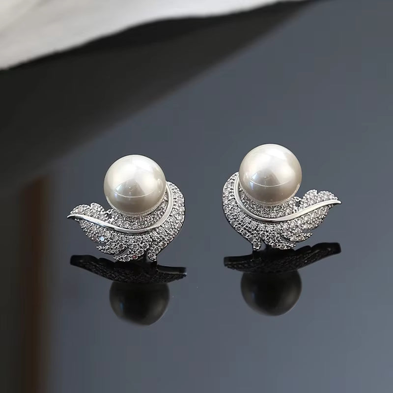 Elegant Pearl Angel Earrings – Heavenly Gift of Grace