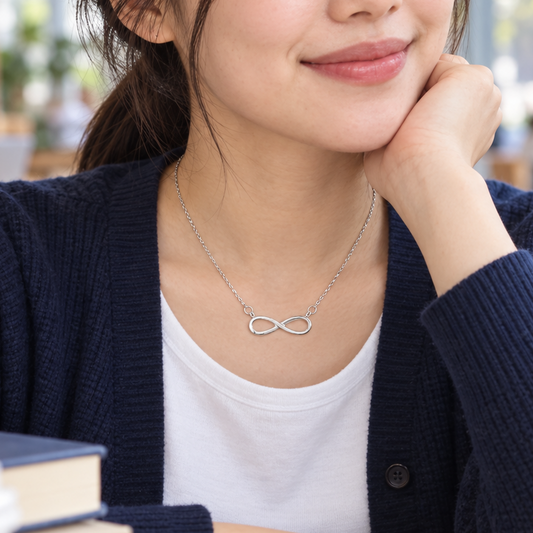 Silver-Plated Stainless Steel Infinity Pendant Necklace for Women – Minimalist Jewelry