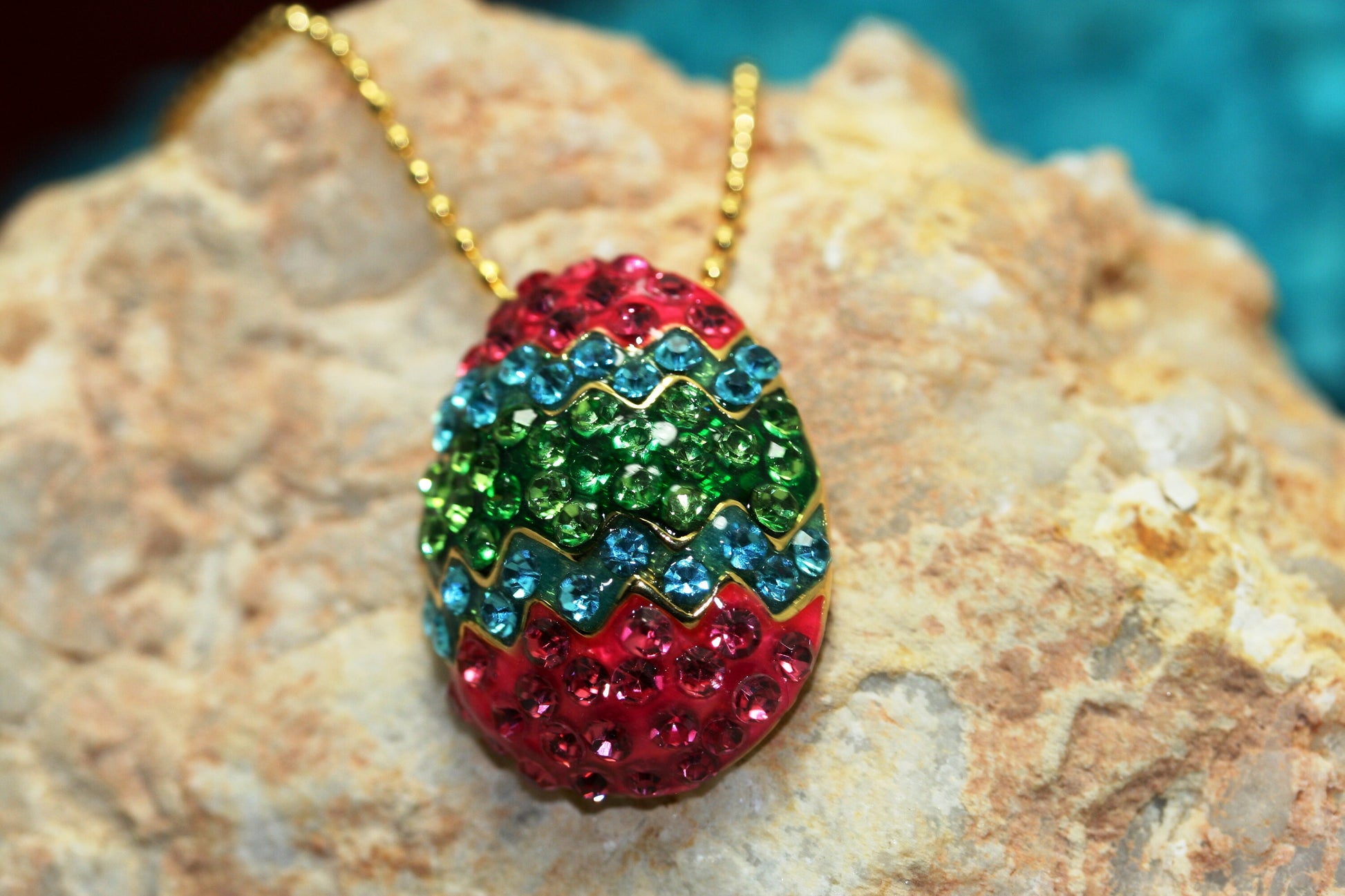 Rhinestone Easter egg Pendant