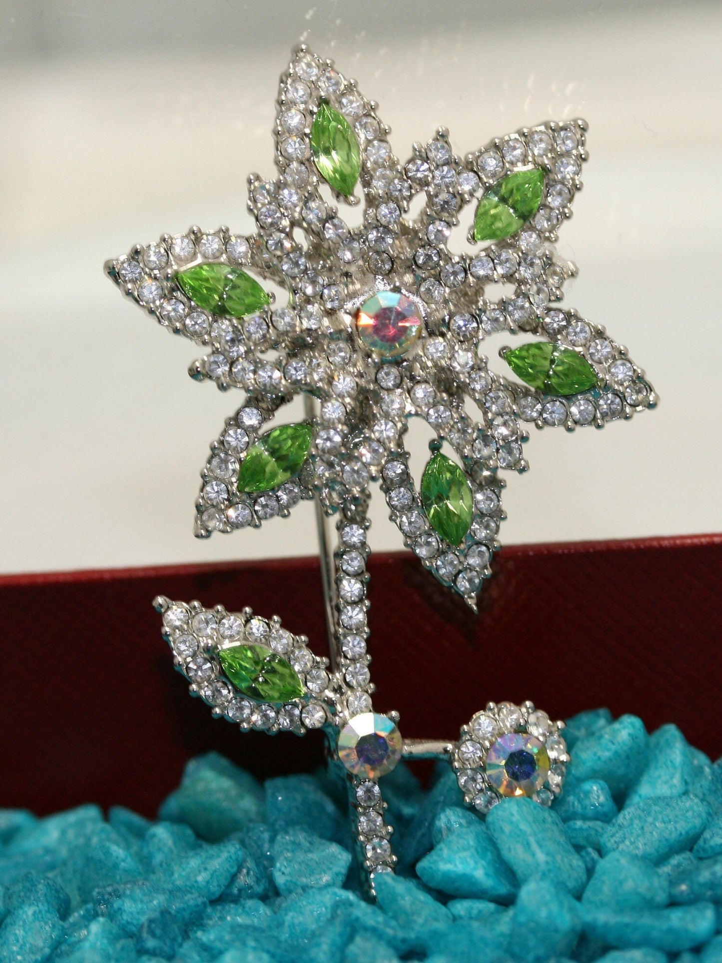 Vintage Rhinestone Daisy Flower Brooch Pin, Crystal Flower Brooch Pin