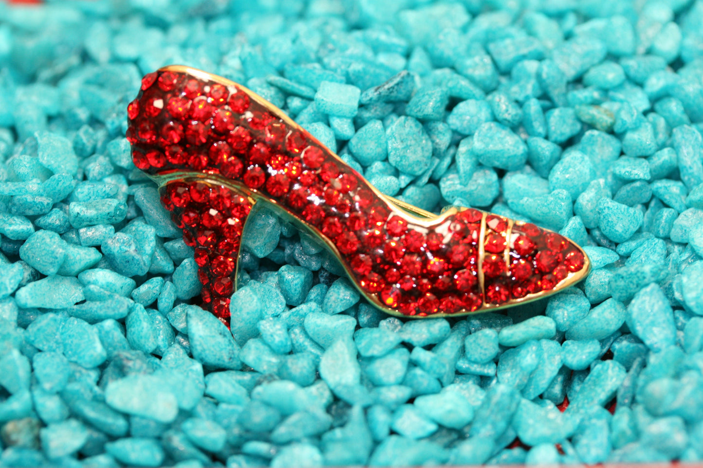 Vintage Ruby Red Crystal Rhinestone High Heel Shoe Fashion Pin Brooch