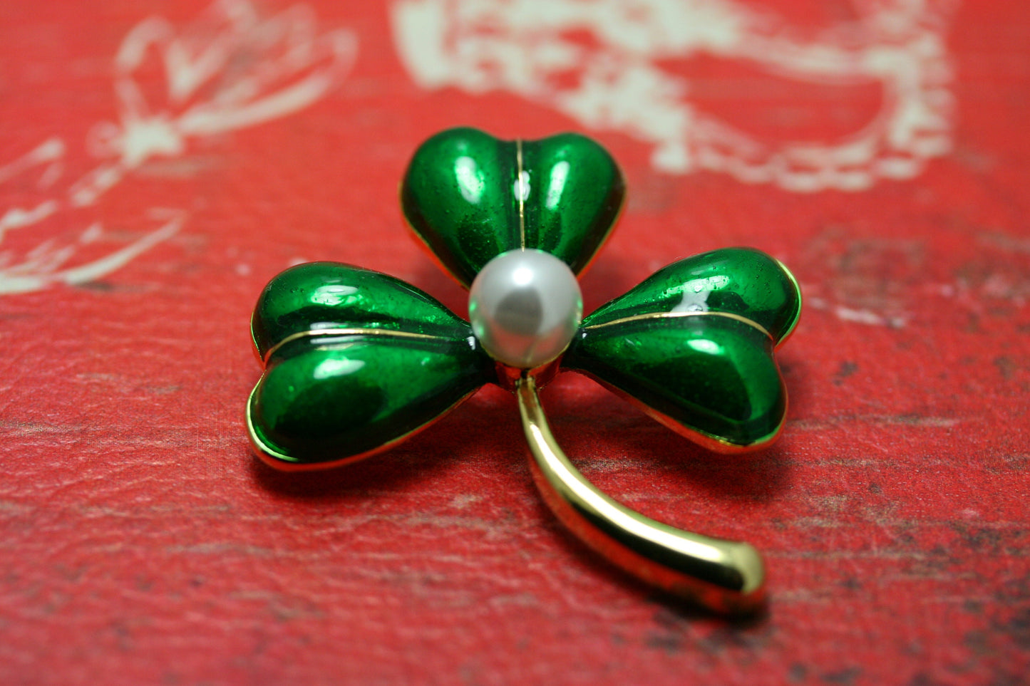 St. Patrick's Day Three Leaf Clover Brooch Pin With Pearl, Enamel Shamrock Pin, IRISH Jewelry Gift