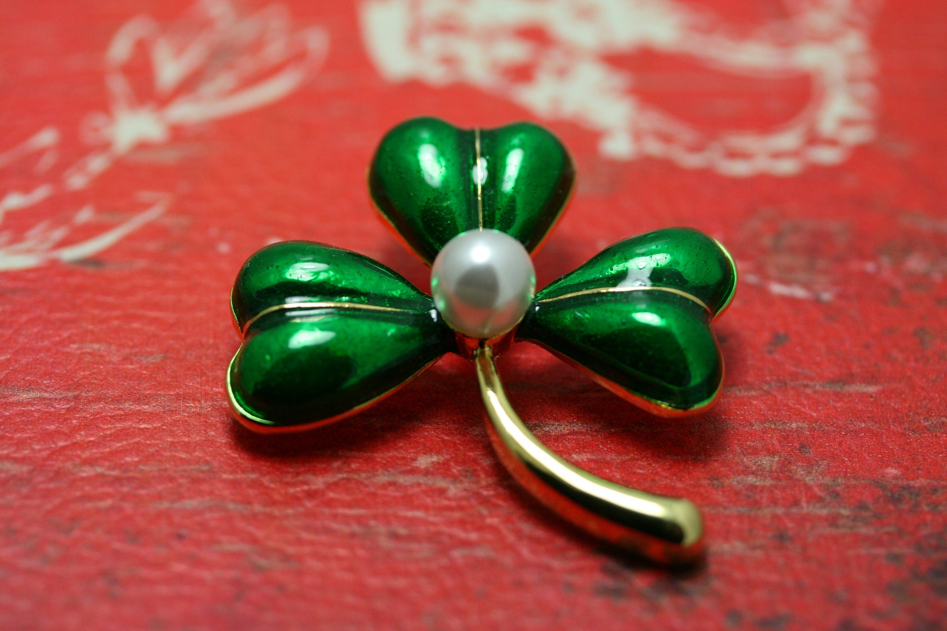 St. Patrick's Day Three Leaf Clover Brooch Pin With Pearl, Enamel Shamrock Pin, IRISH Jewelry Gift