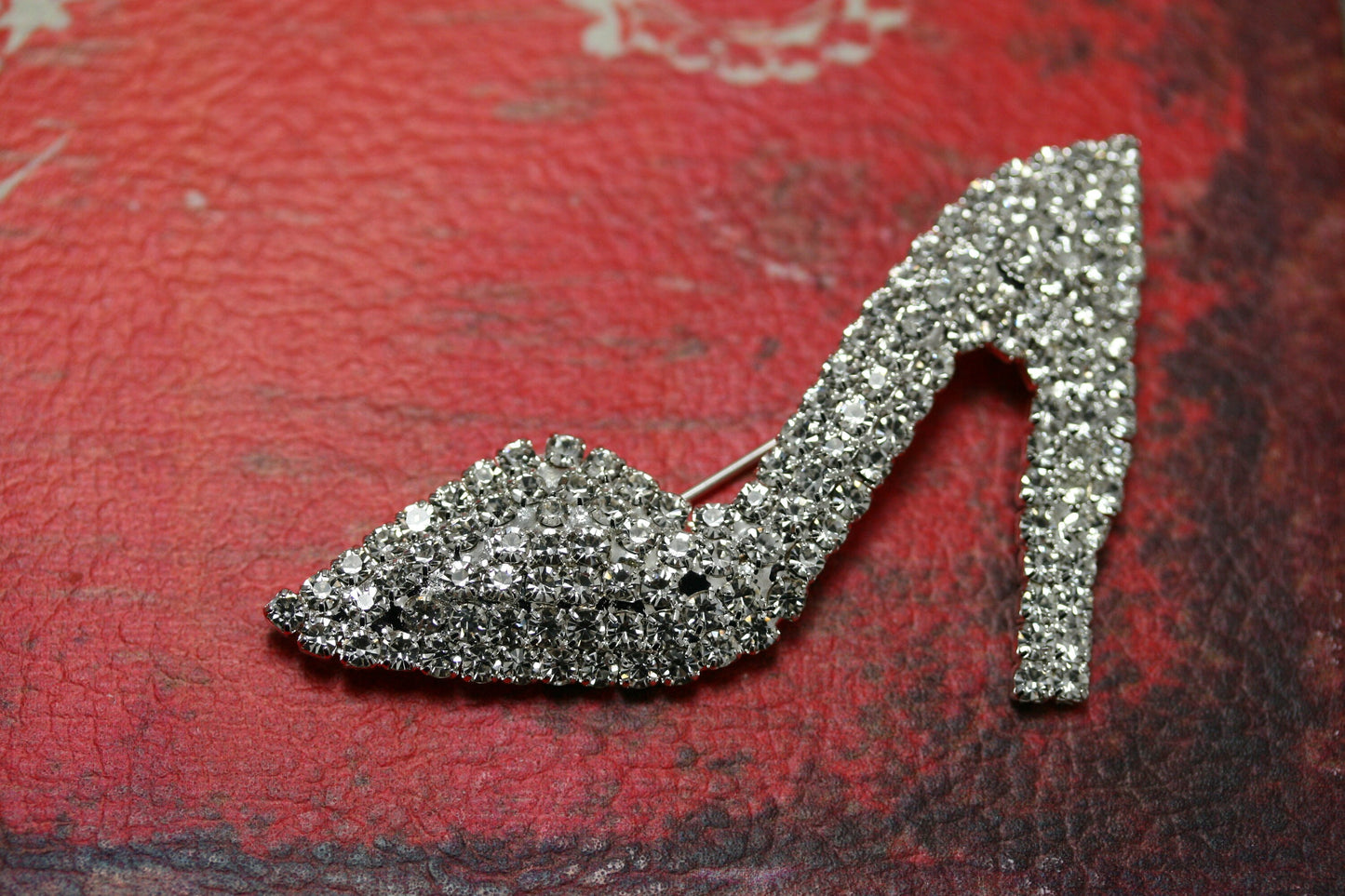 High Heel Shoe Stiletto Ice Clear Prong Set Rhinestone Crystal Brooch Pin