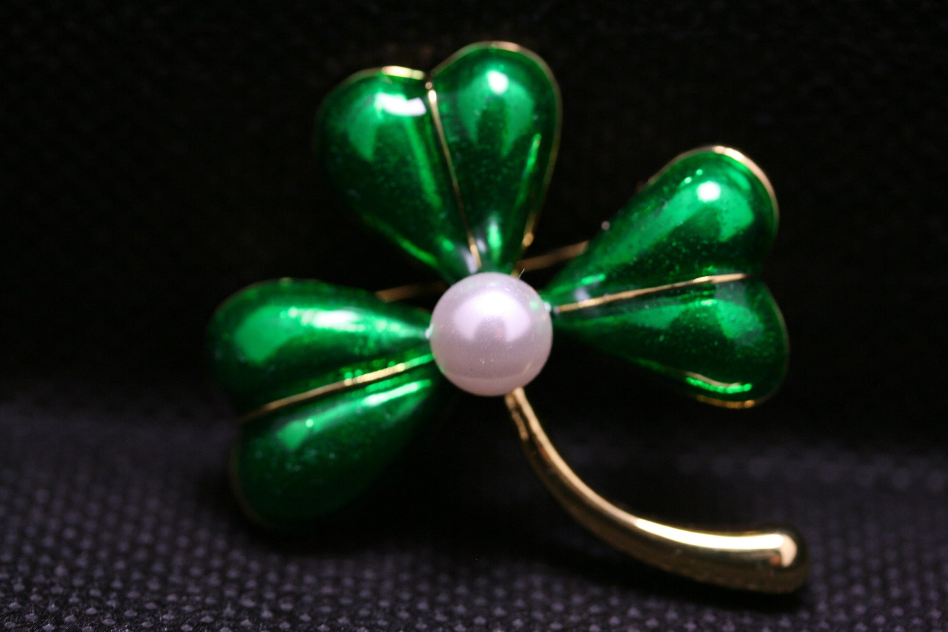 St. Patrick's Day Three Leaf Clover Brooch Pin With Pearl, Enamel Shamrock Pin, IRISH Jewelry Gift
