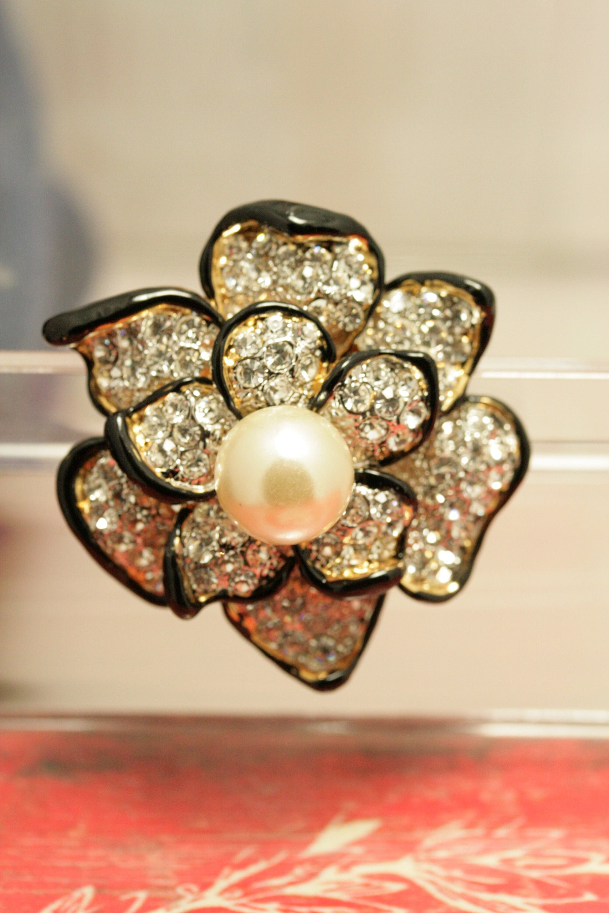 Vintage Pearl Rhinestone Flower Brooch Pin Silver-plate Alloy Faux Diamond Broach costume party dress Pin