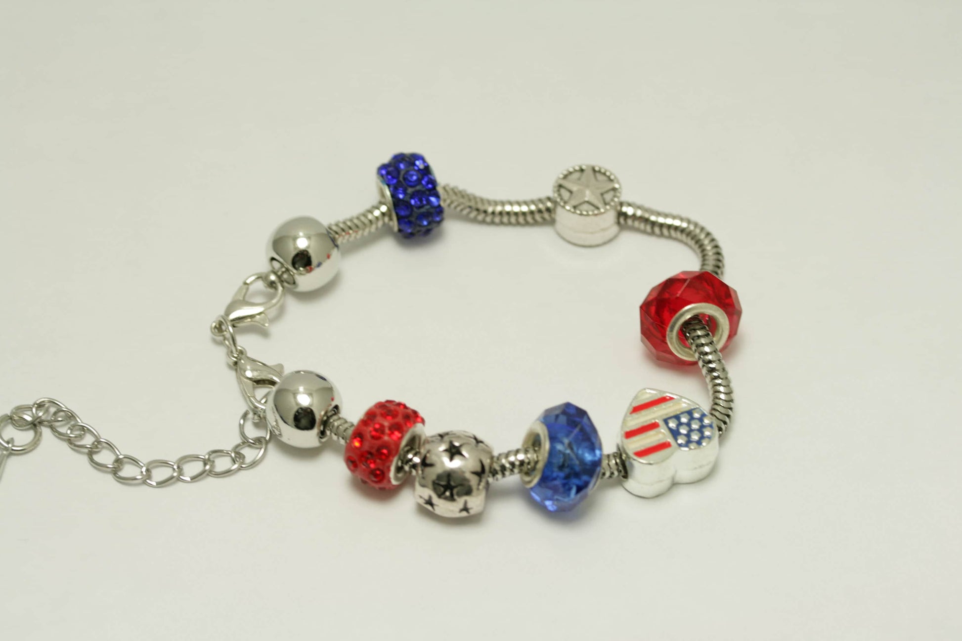 USA Flag Charm Beads Chain Adjustable Bracelet, Patriotic Beads Bracelet Jewelry