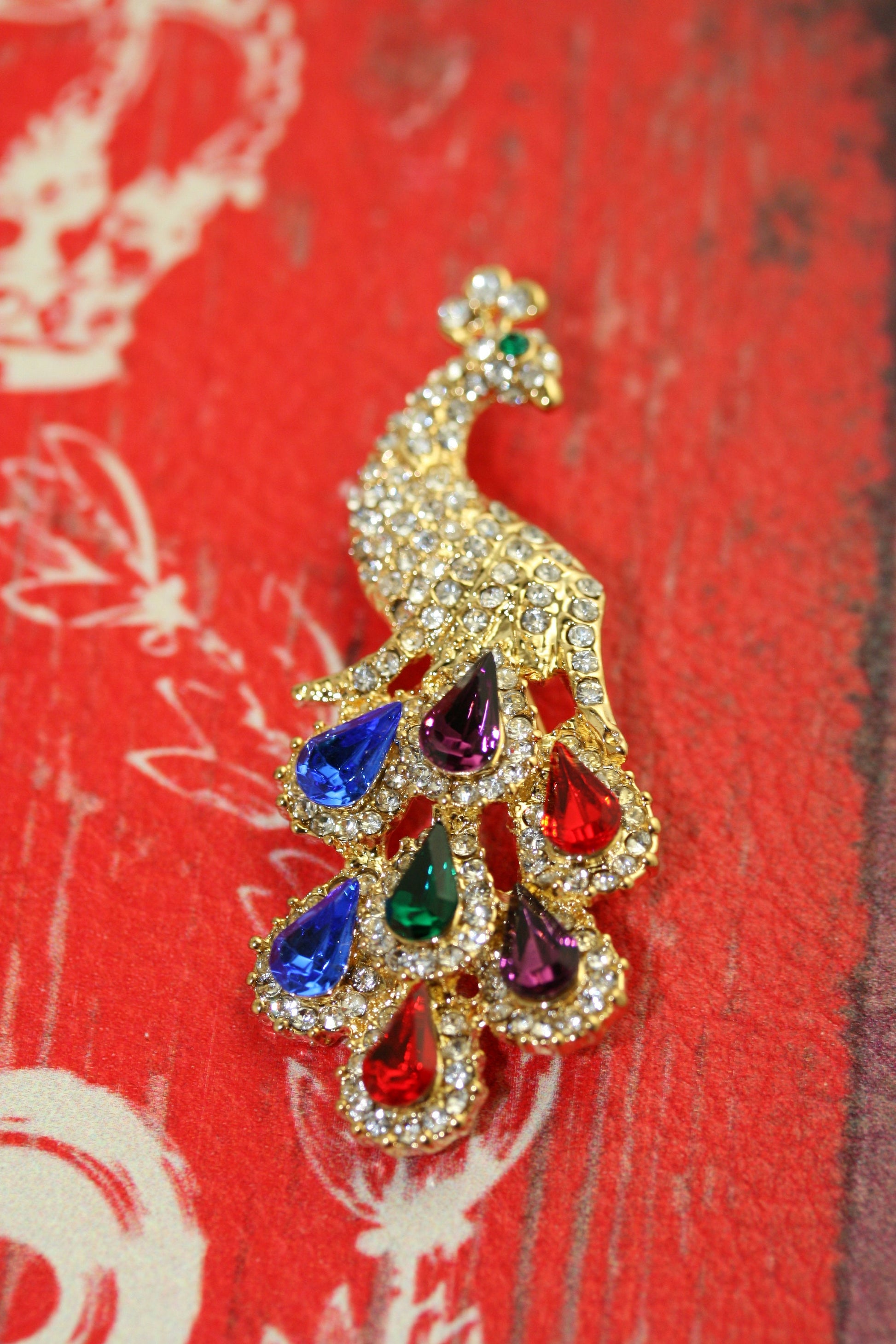 Vintage Hand Made Diamond Ruby Emerald Sapphire Amethyst Rhinestone Peacock Pin Brooch, Crystal Peacock Brooch Jewelry Gift