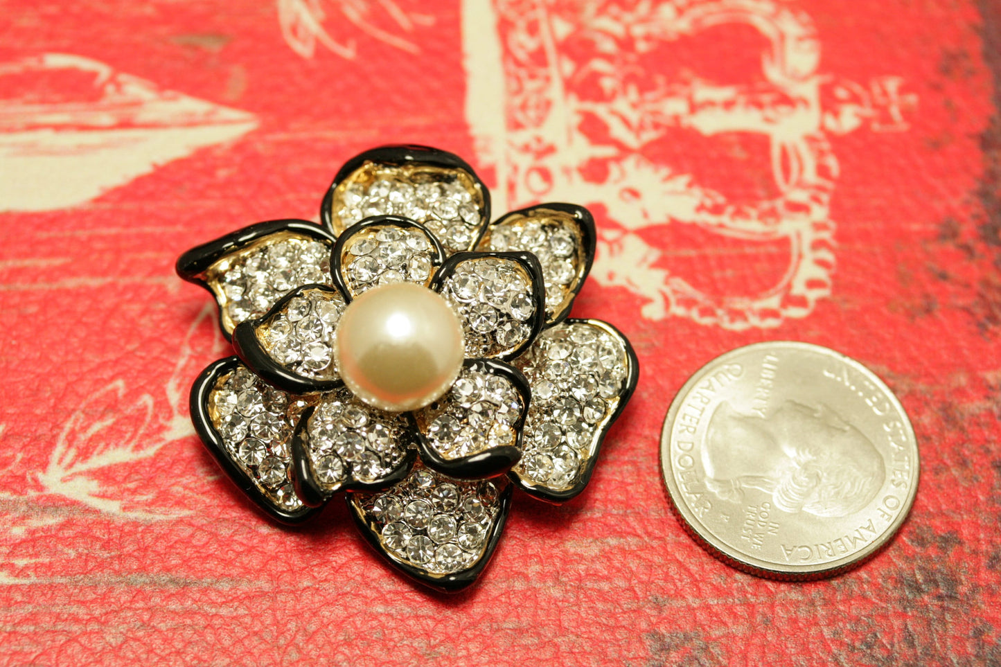 Vintage Pearl Rhinestone Flower Brooch Pin Silver-plate Alloy Faux Diamond Broach costume party dress Pin