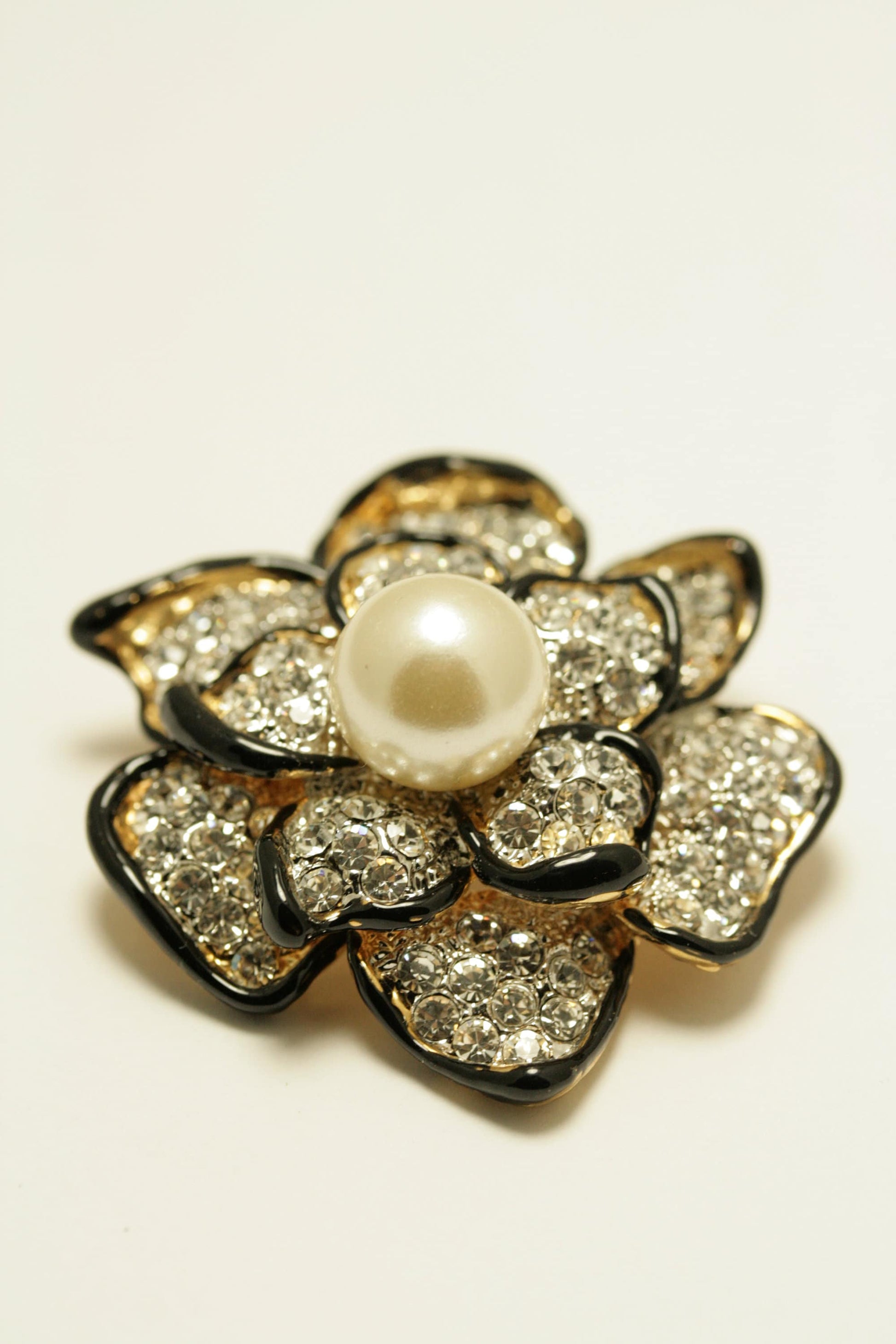 Vintage Pearl Rhinestone Flower Brooch Pin Silver-plate Alloy Faux Diamond Broach costume party dress Pin