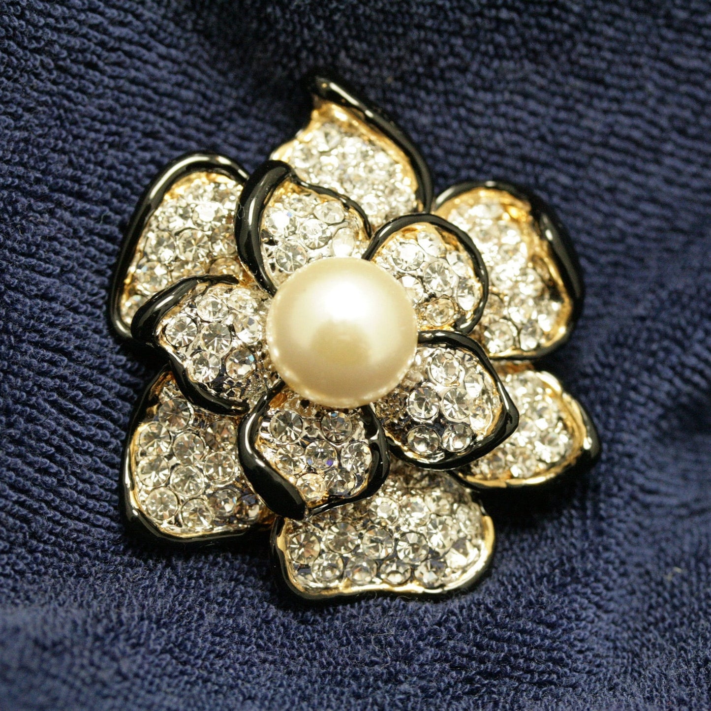 Vintage Pearl Rhinestone Flower Brooch Pin Silver-plate Alloy Faux Diamond Broach costume party dress Pin