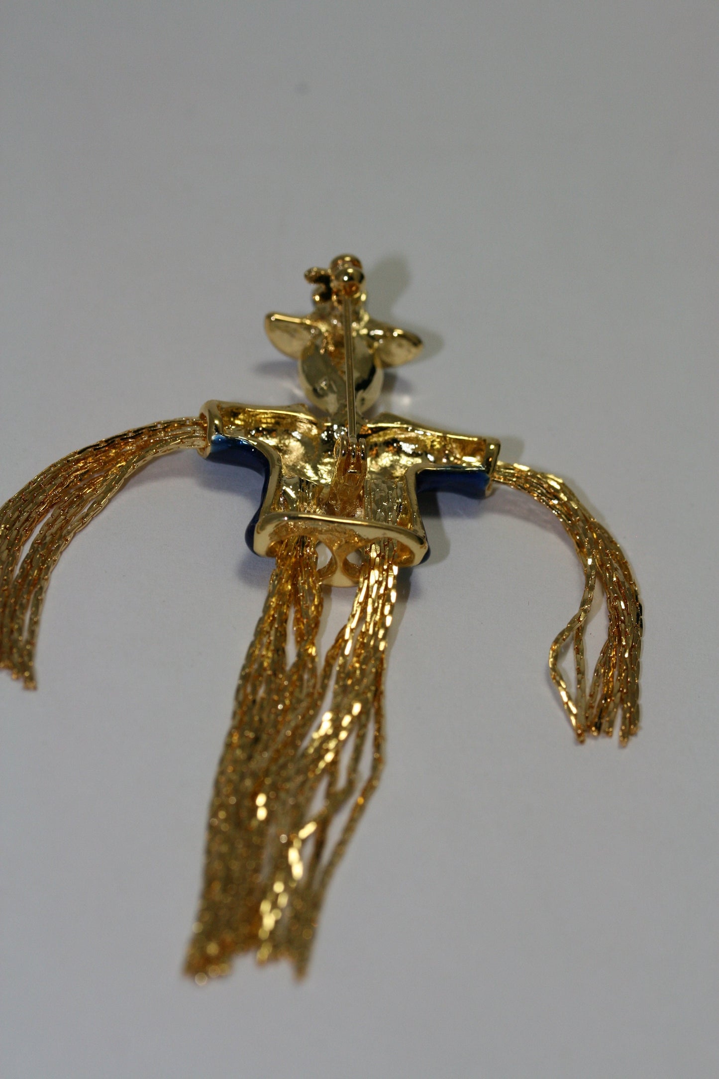 Moves Halloween Scarecrow With Pearl Pin Brooch