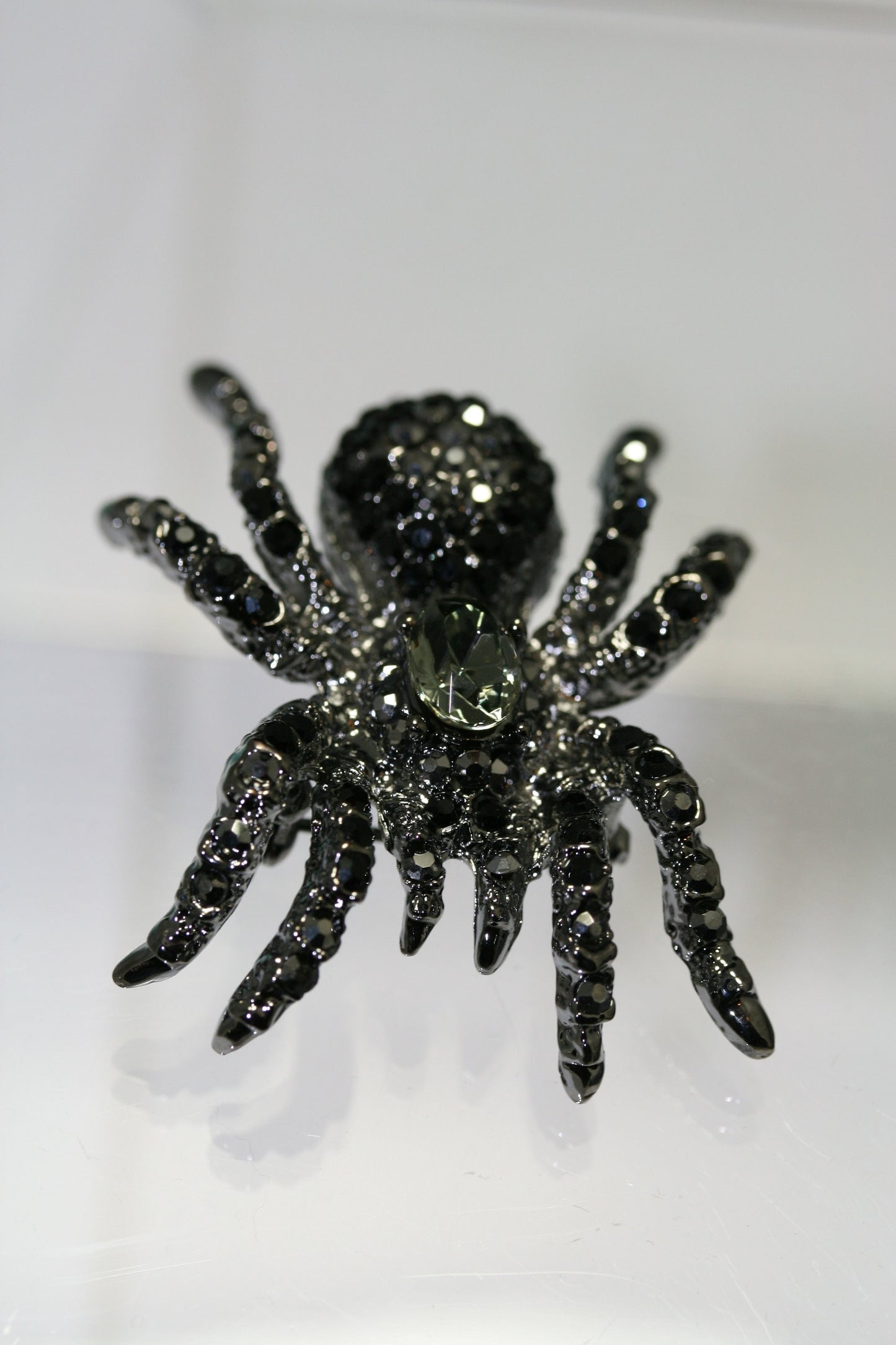 Vintage 3D Rhinestone Halloween spider brooch, aurora borealis rhinestone spider pin, black spider brooch, black rhinestone Jewelry