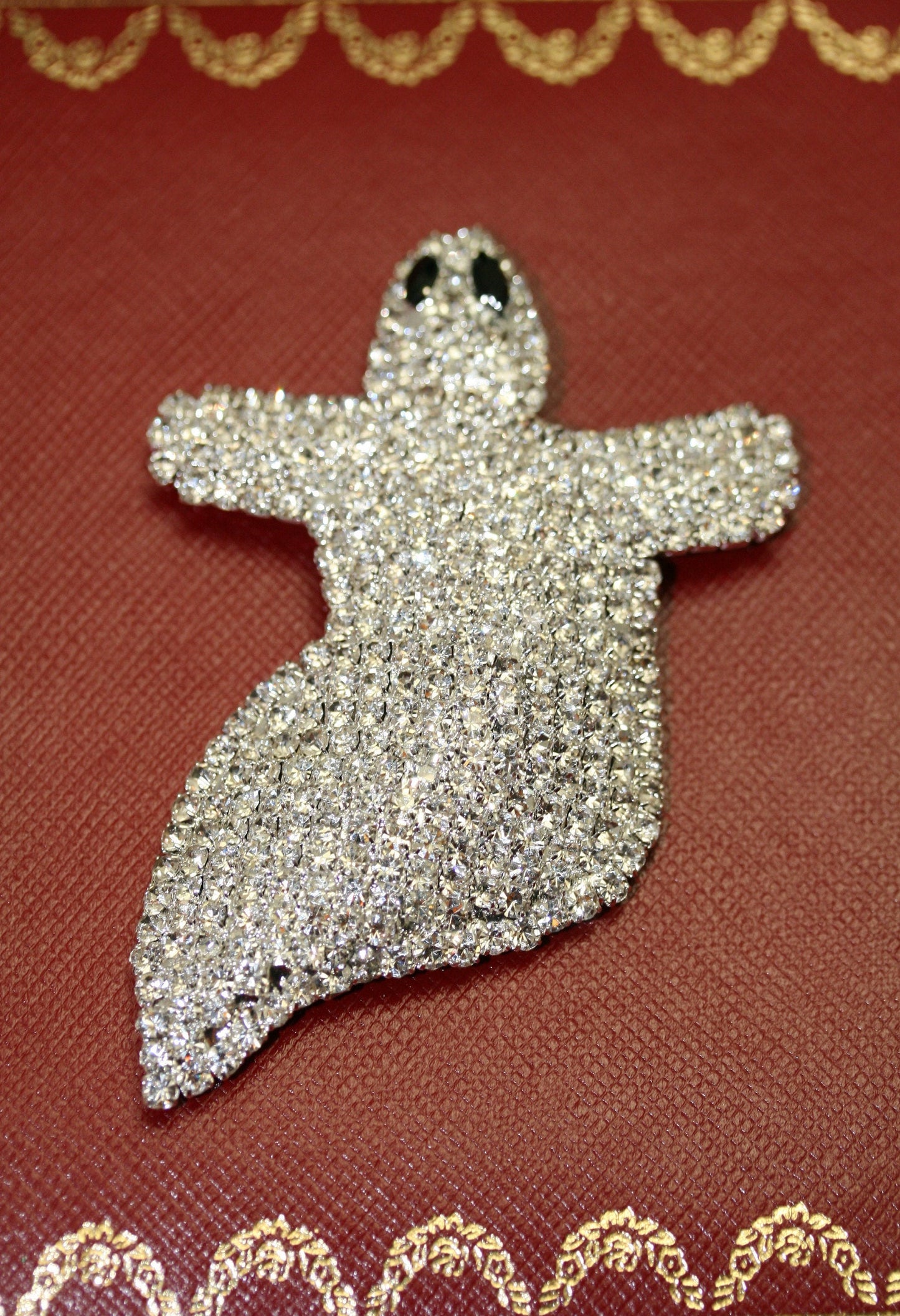 Vintage Jewelry Giant Adorable Rhinestone Spooky Flying Ghost Halloween Pin Brooch