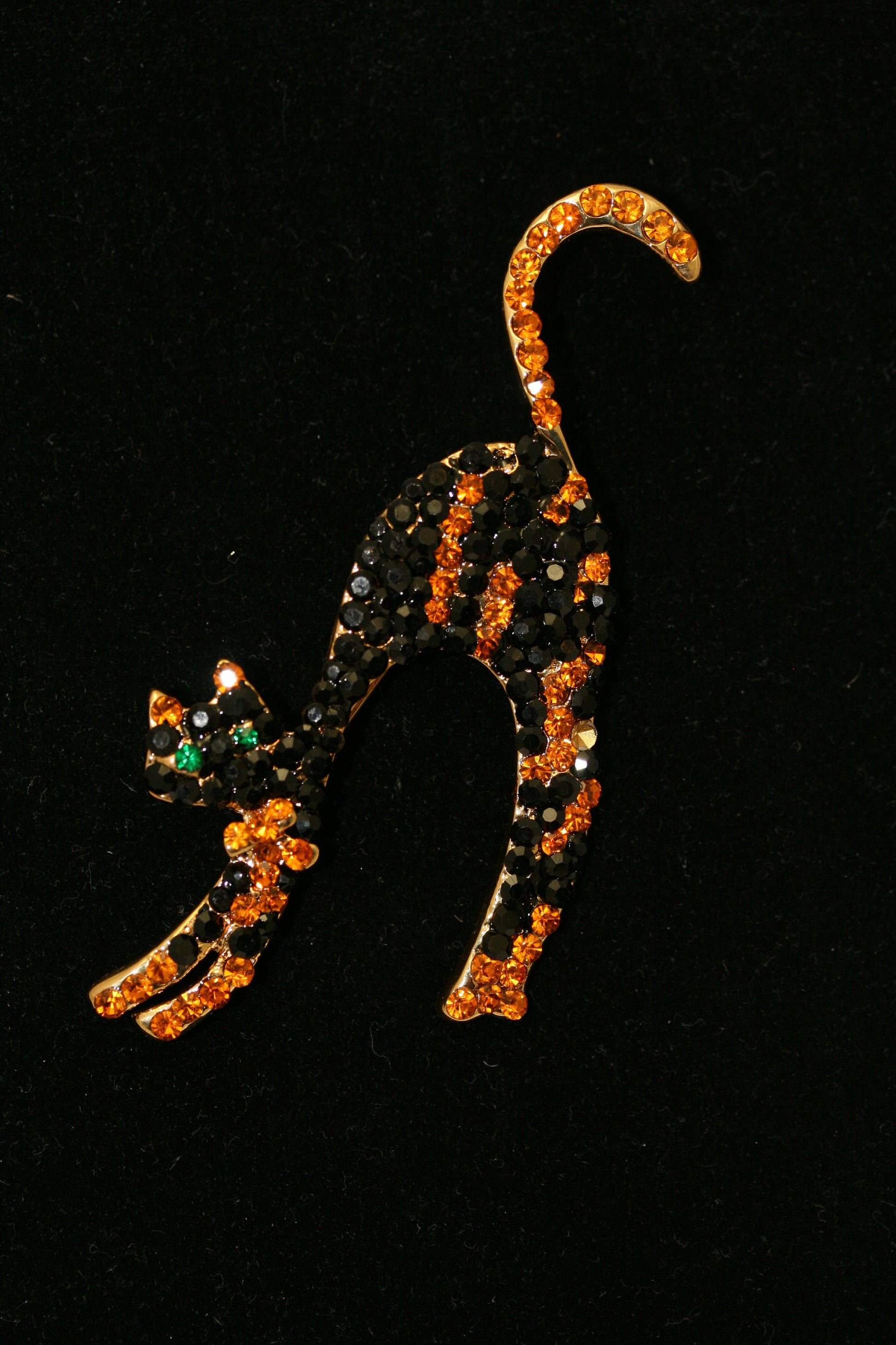 Vintage Rhinestone Black Scary Halloween Cat Brooch Pin