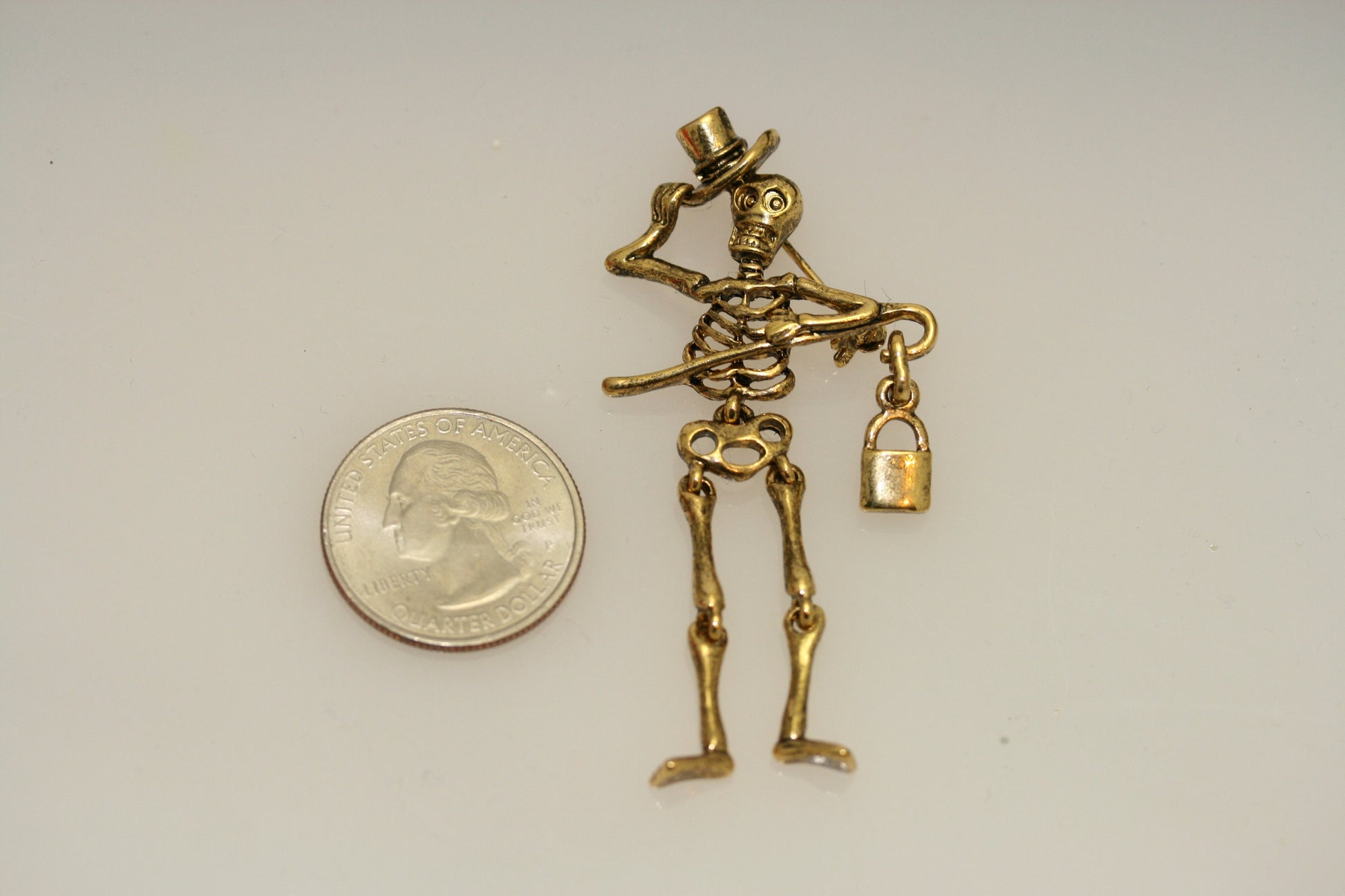 Vintage Jewelry Adorable Antique Gold Tone Moveable Skeleton Halloween Pin Brooch