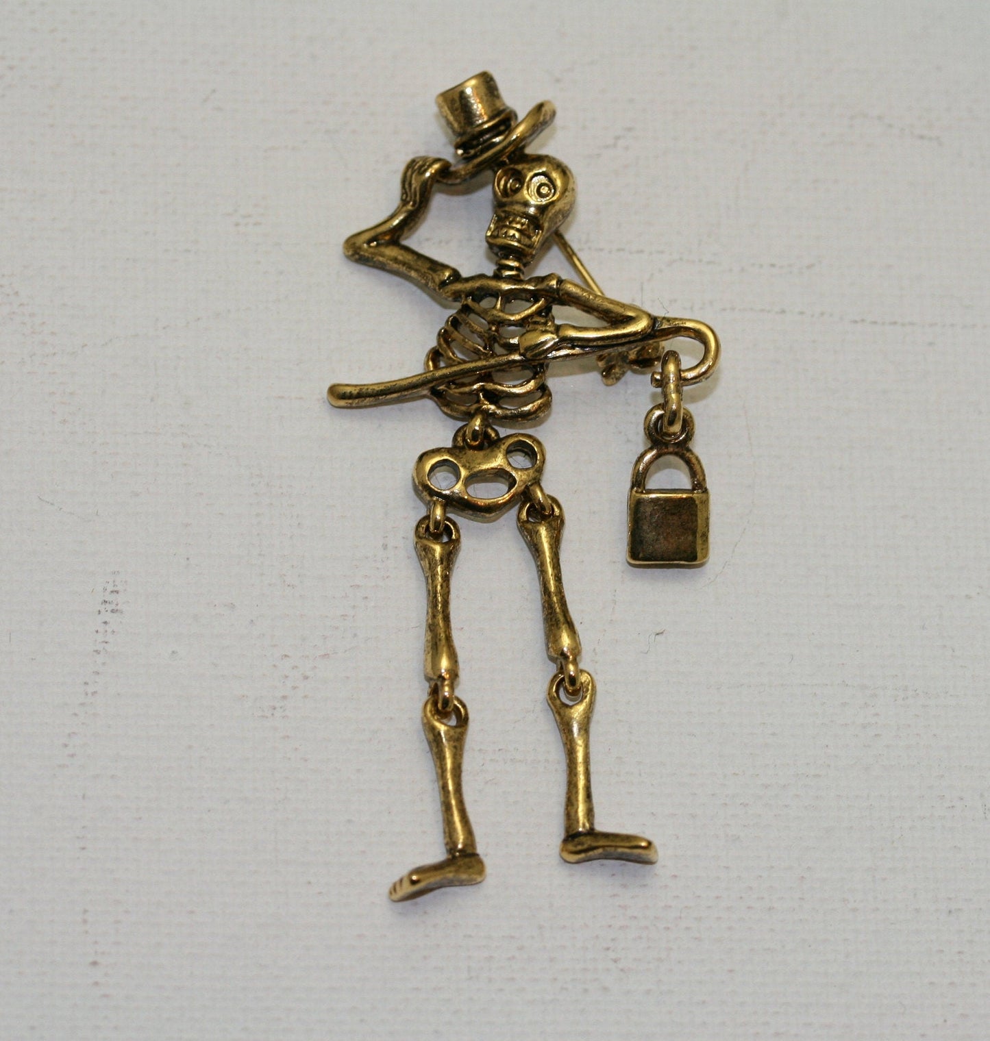 Vintage Jewelry Adorable Antique Gold Tone Moveable Skeleton Halloween Pin Brooch