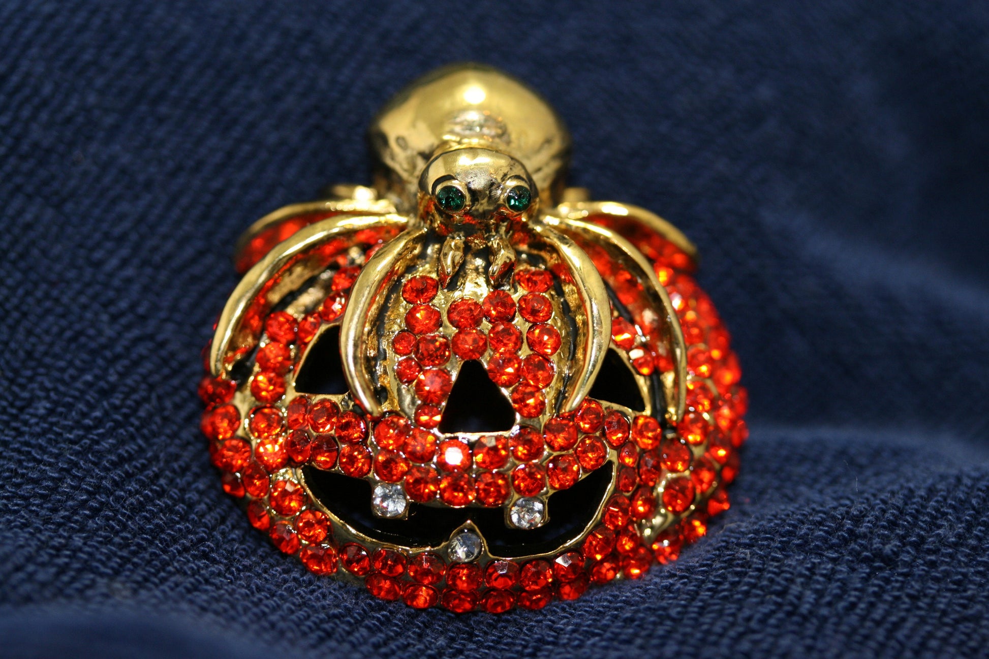 Vintage Rhinestone Halloween Orange Pumpkin with Spider Crystal Pin Brooch, Crystal Pumpkin Brooch, Crystal Spider Pin