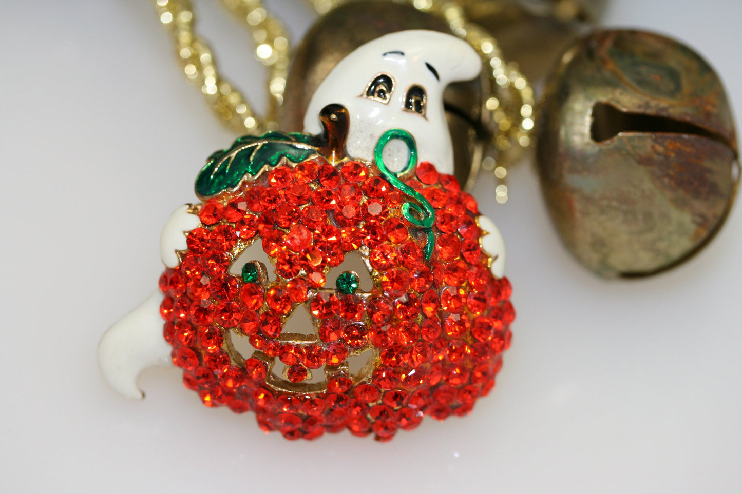 Halloween Vintage GHOST With PUMPKIN Spooky Holiday Brooch Pin