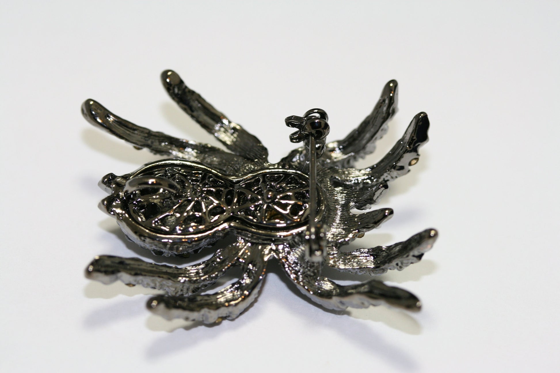 Vintage 3D Rhinestone Halloween spider brooch, aurora borealis rhinestone spider pin, black spider brooch, black rhinestone Jewelry