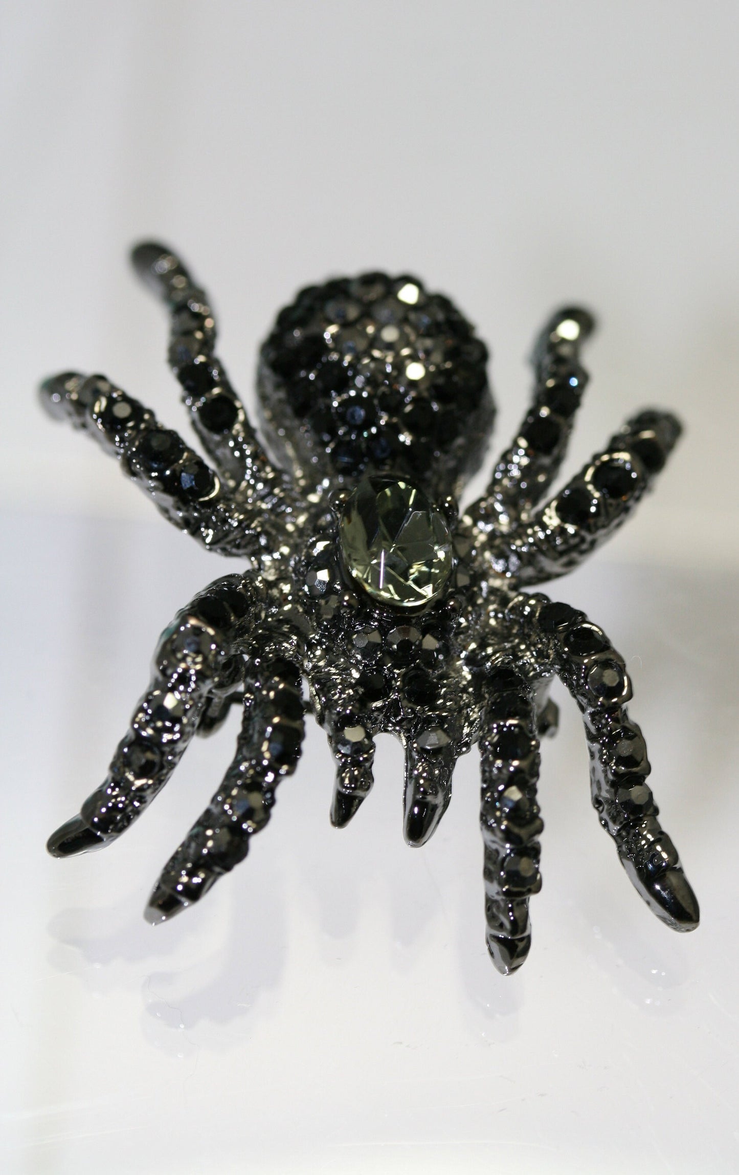 Vintage 3D Rhinestone Halloween spider brooch, aurora borealis rhinestone spider pin, black spider brooch, black rhinestone Jewelry