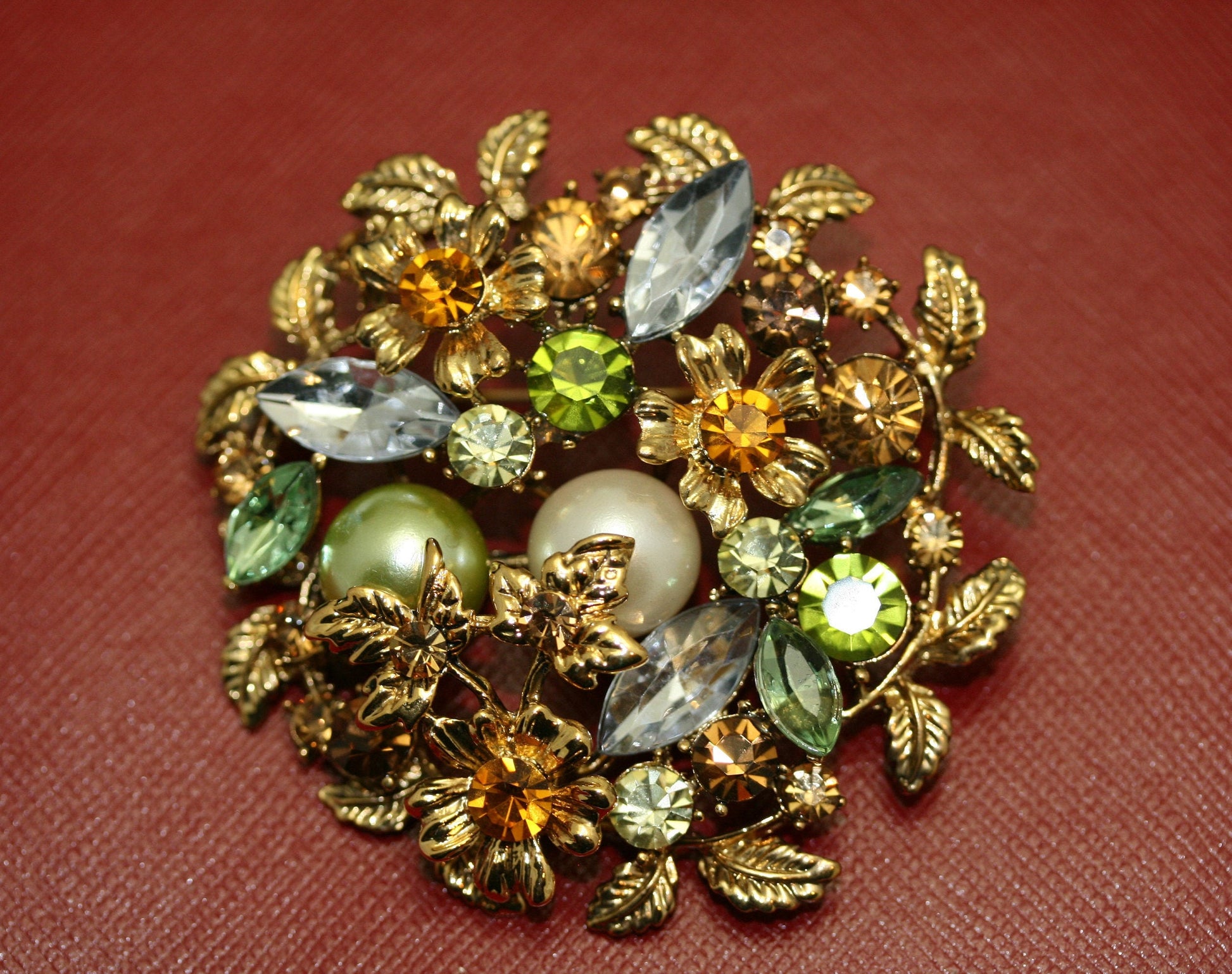 Round 3D Christmas Flower Wreath Brooch, Vintage CZ Crystal and Pearl Pin, Exquisite Luxury Christmas Fall Jewelry