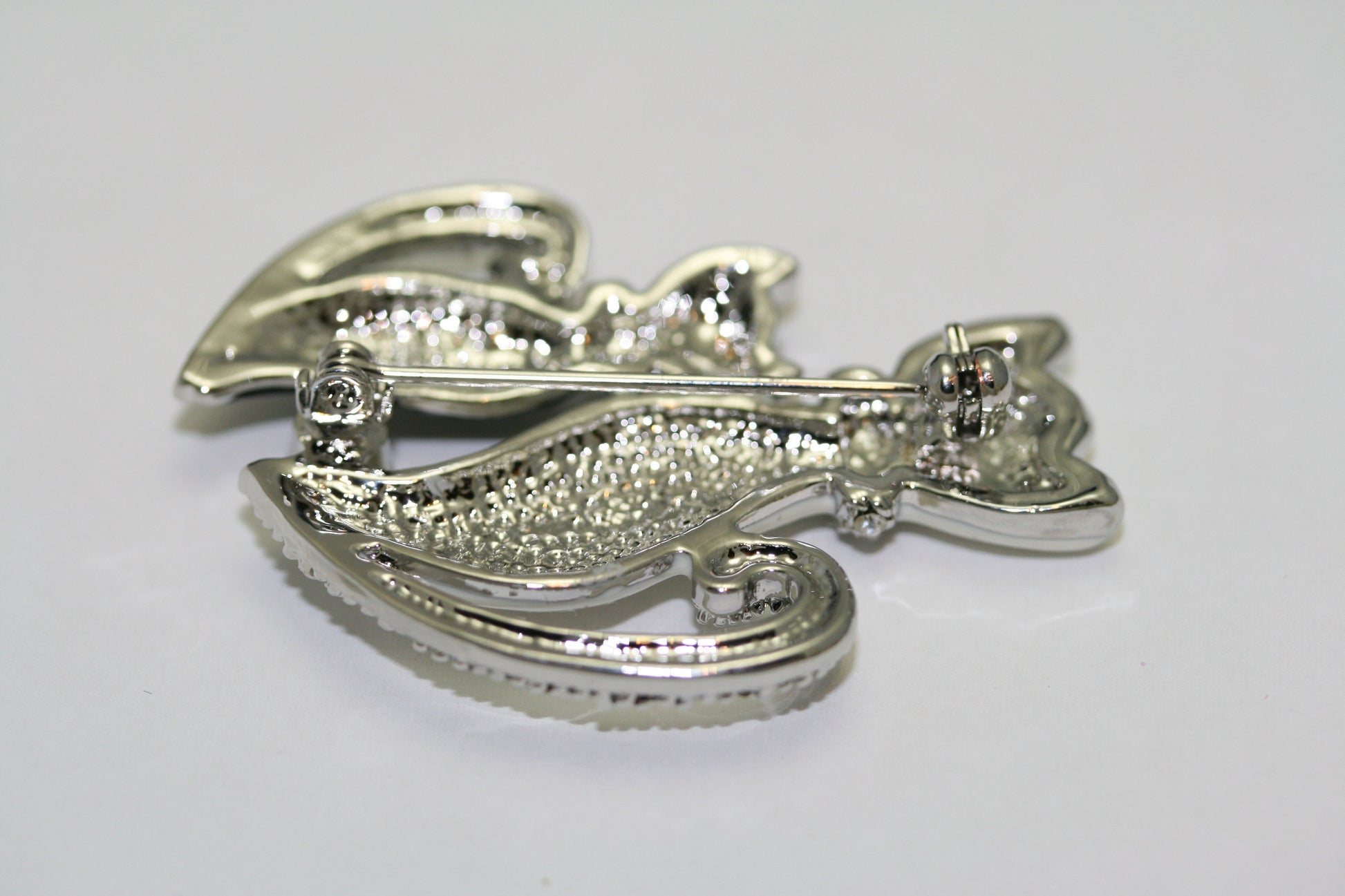 Black And White Two Cute Sitting Cat Kitten Kitty Brooch Pin for Women, Rhinestone Animal Jewelry
