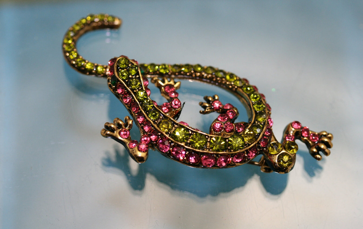 Unique Gecko Lizard Brooch Pin Multi-Colors Rhinestones Crystal Brooch Pin, Animal Fashion Jewelry