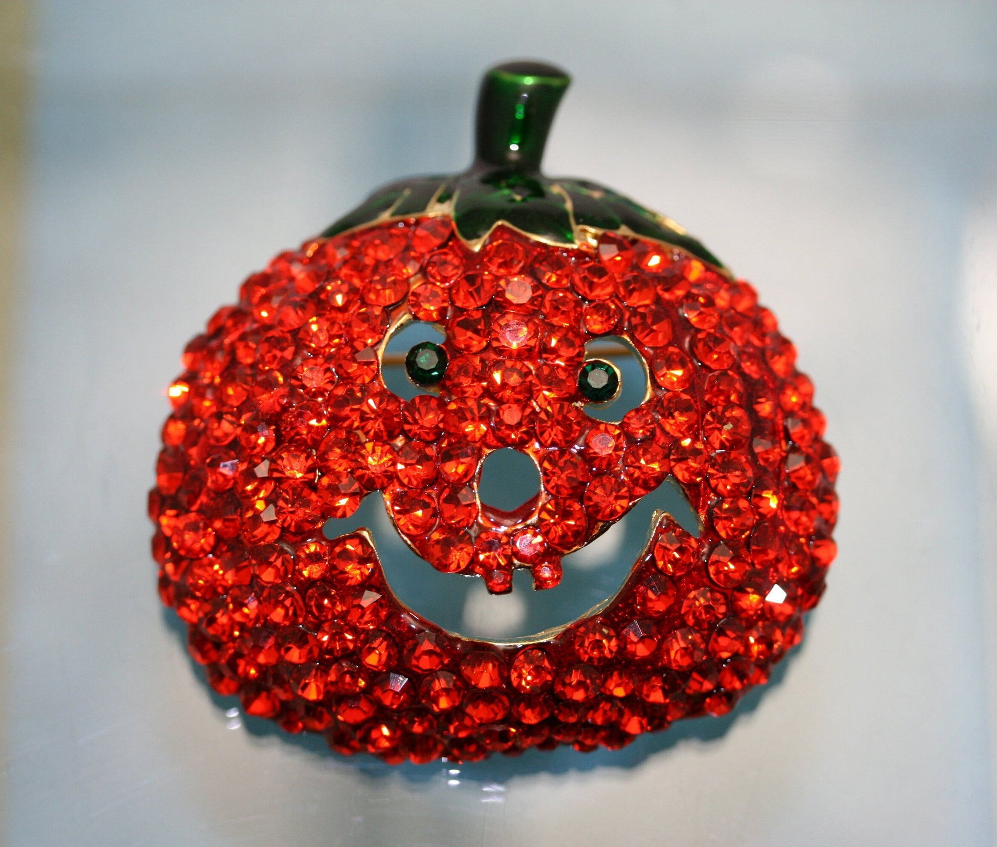 Large Rhinestone Halloween Pumpkin Brooch Pin, Fashion Costume Holiday Jewelry, Crystal Pumpkin Brooch Pin