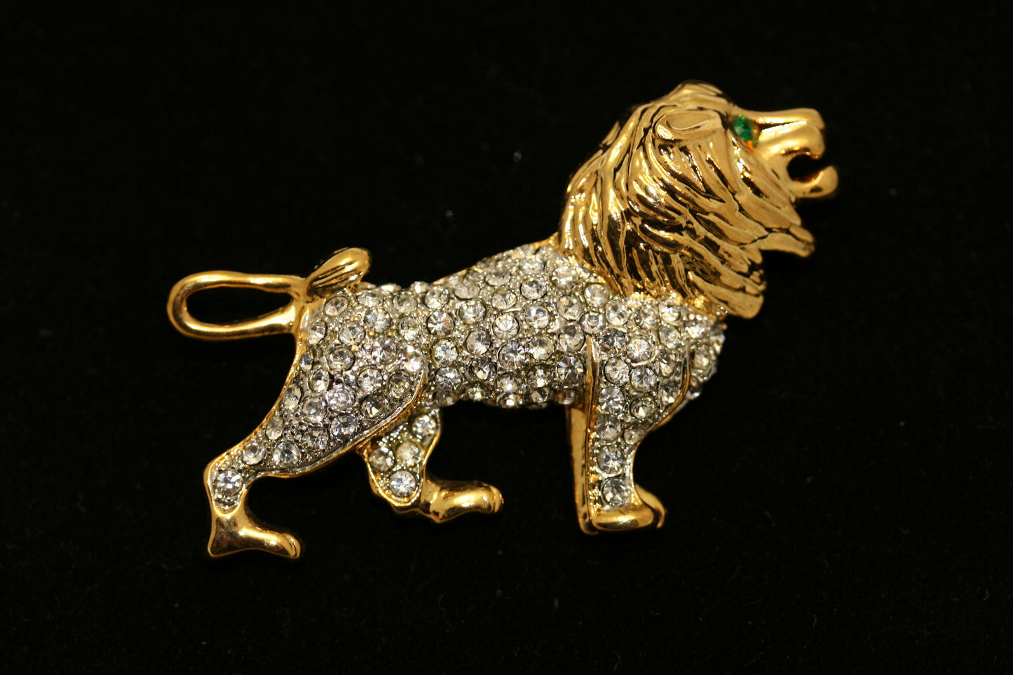 Rhinestone Gold-tone Vintage Majestic Lion Brooch Pin