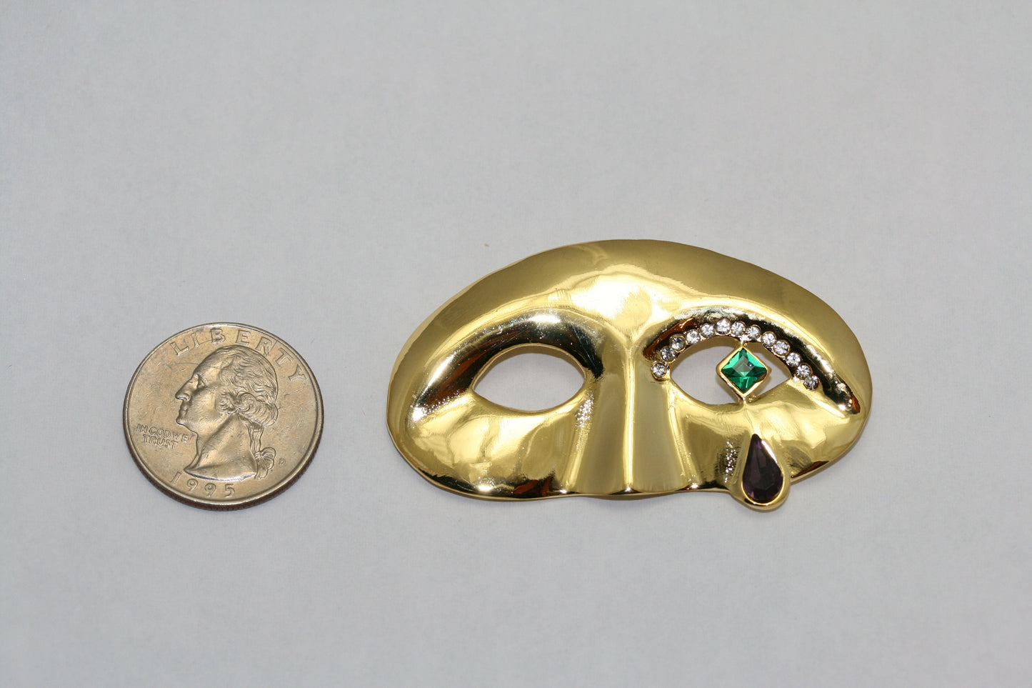 Vintage Tear Drop Mask Actor Rhinestone Crystal Gold Tone Red Green Pin Brooch