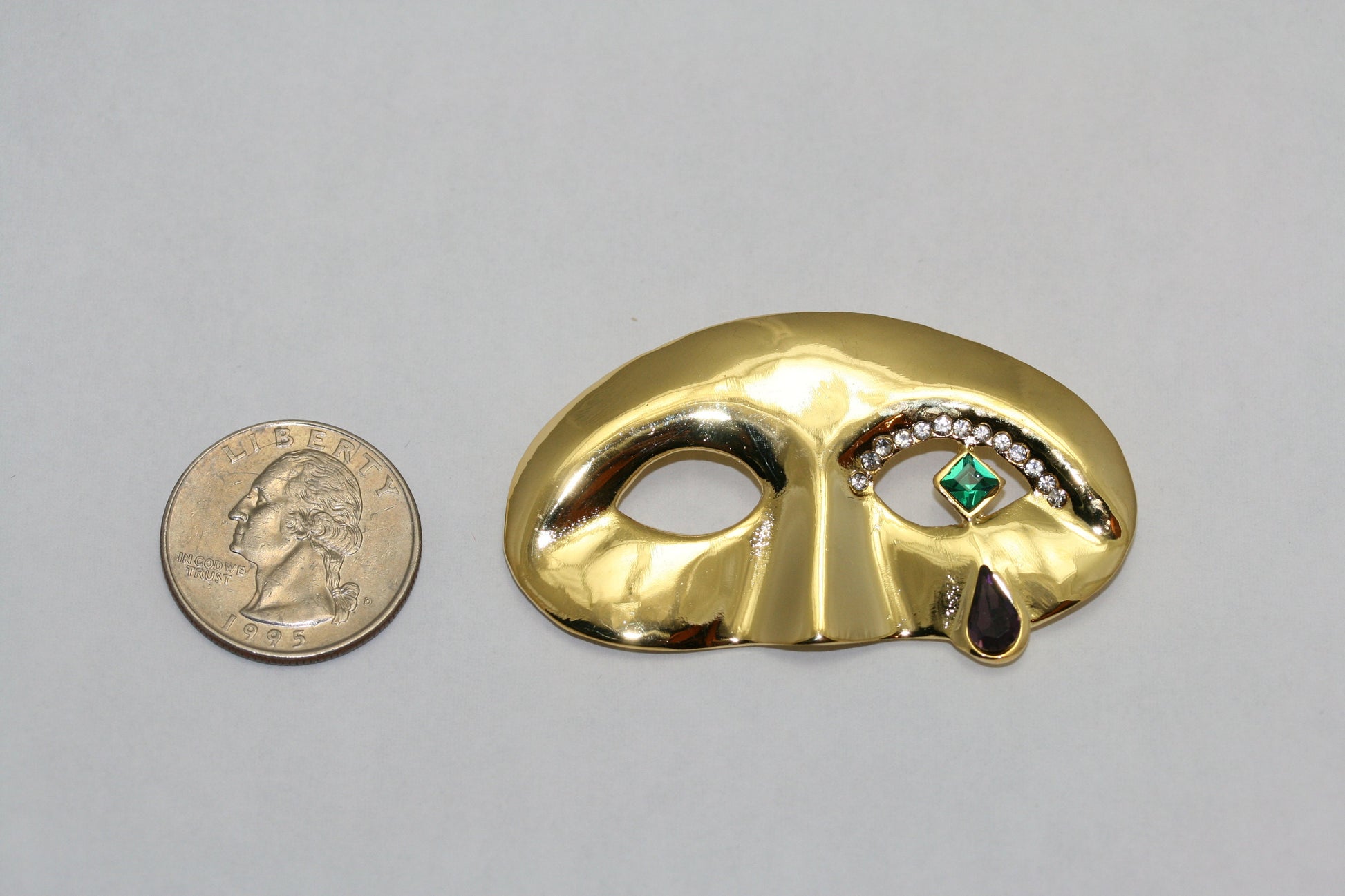 Vintage Tear Drop Mask Actor Rhinestone Crystal Gold Tone Red Green Pin Brooch