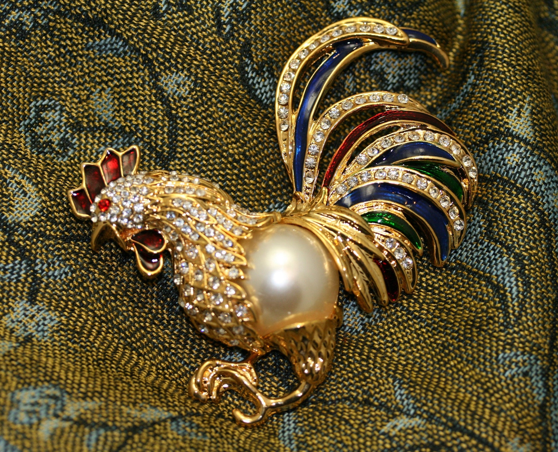 Large Vintage Fancy Rooster with Pave Rhinestones, Faux Mabe Pearl Belly and Enamel Plumage Pin/Brooch