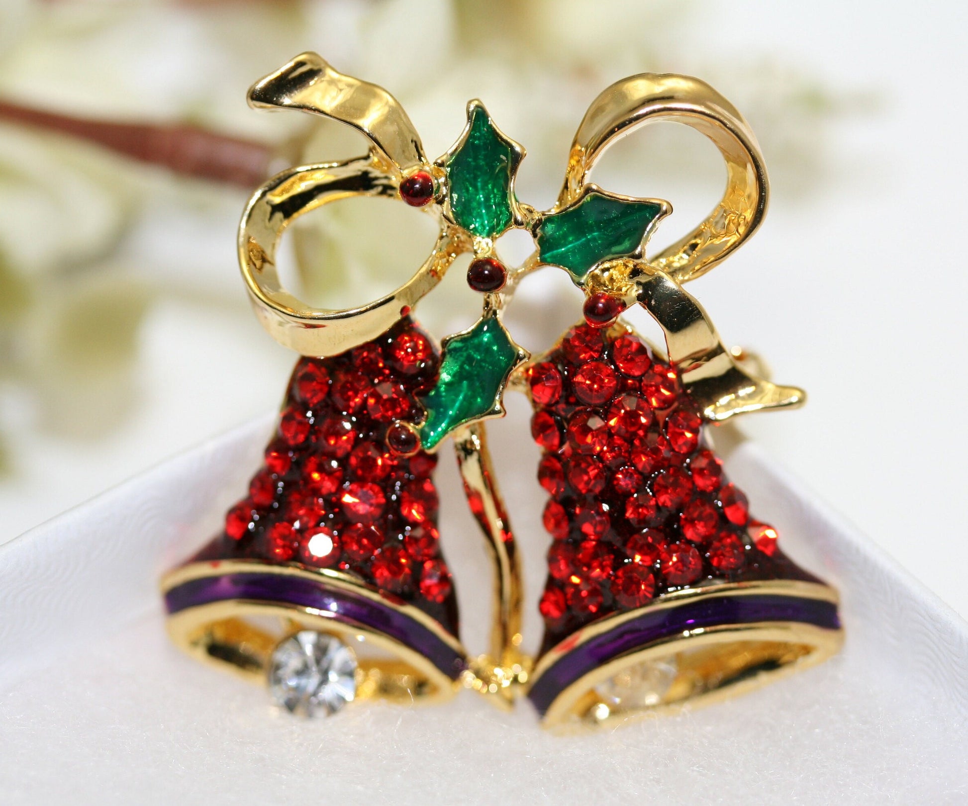Vintage Rhinestone Double Bell Bowknot Brooch Pin for Xmas Gift, Christmas Jewelry, Holiday Holly Christmas Bells