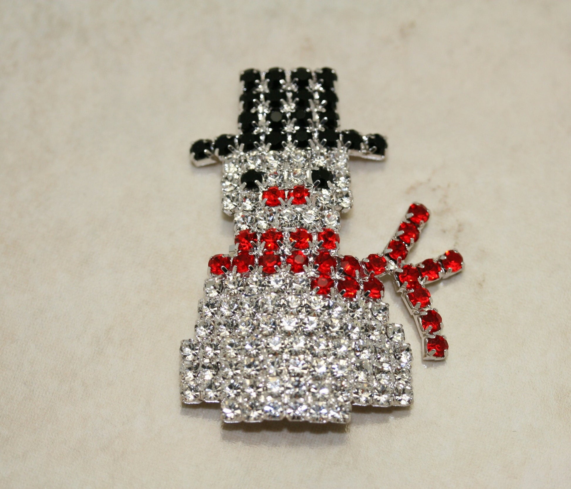 Rhinestone Winter Snowman Pin Brooch, Prong-setting Crystal Christmas Snowman, Holiday Christmas Jewelry