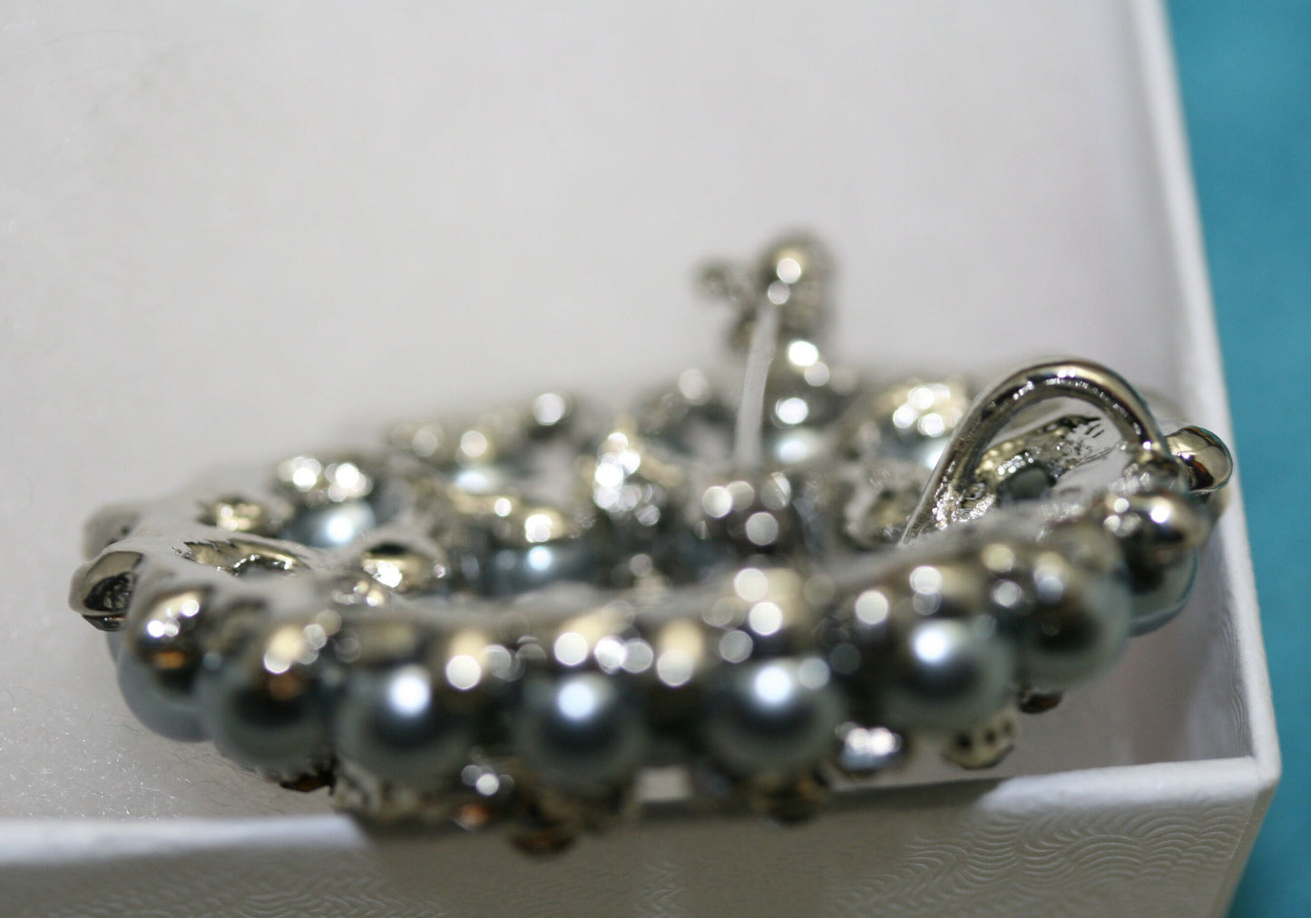 Vintage Faux Pearl Bead Gray Crystal Rhinestone Wreath Winter Reef Holiday Pin Brooch and Pendant