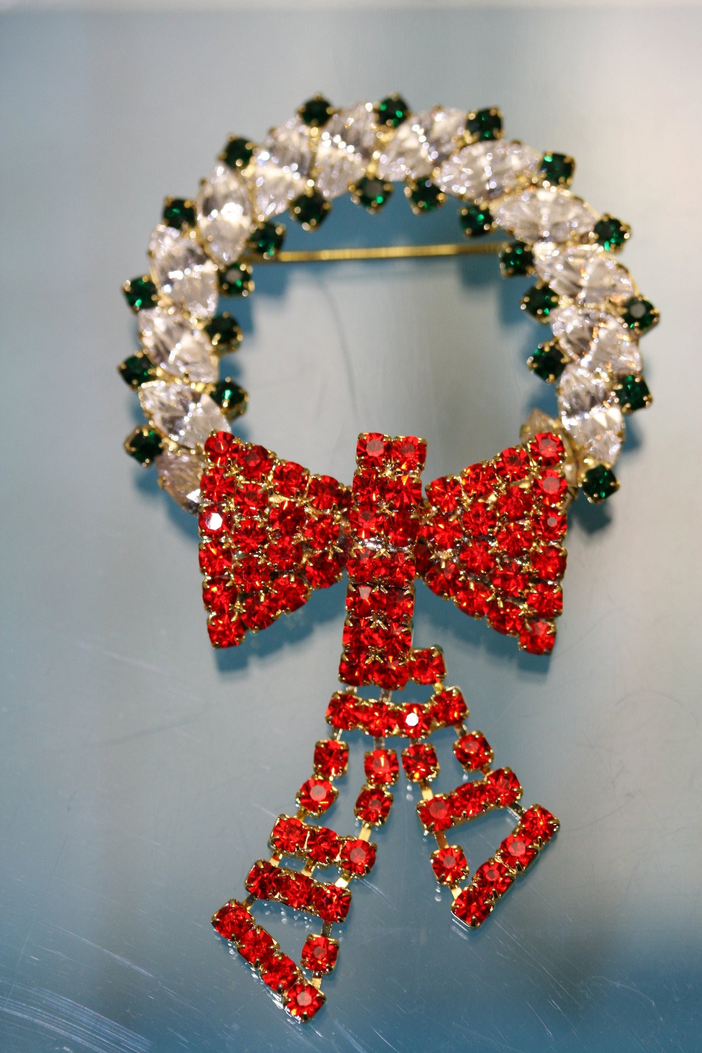 Vintage Christmas Wreath Rhinestone Pin Brooch, Christmas Holiday Jewelry