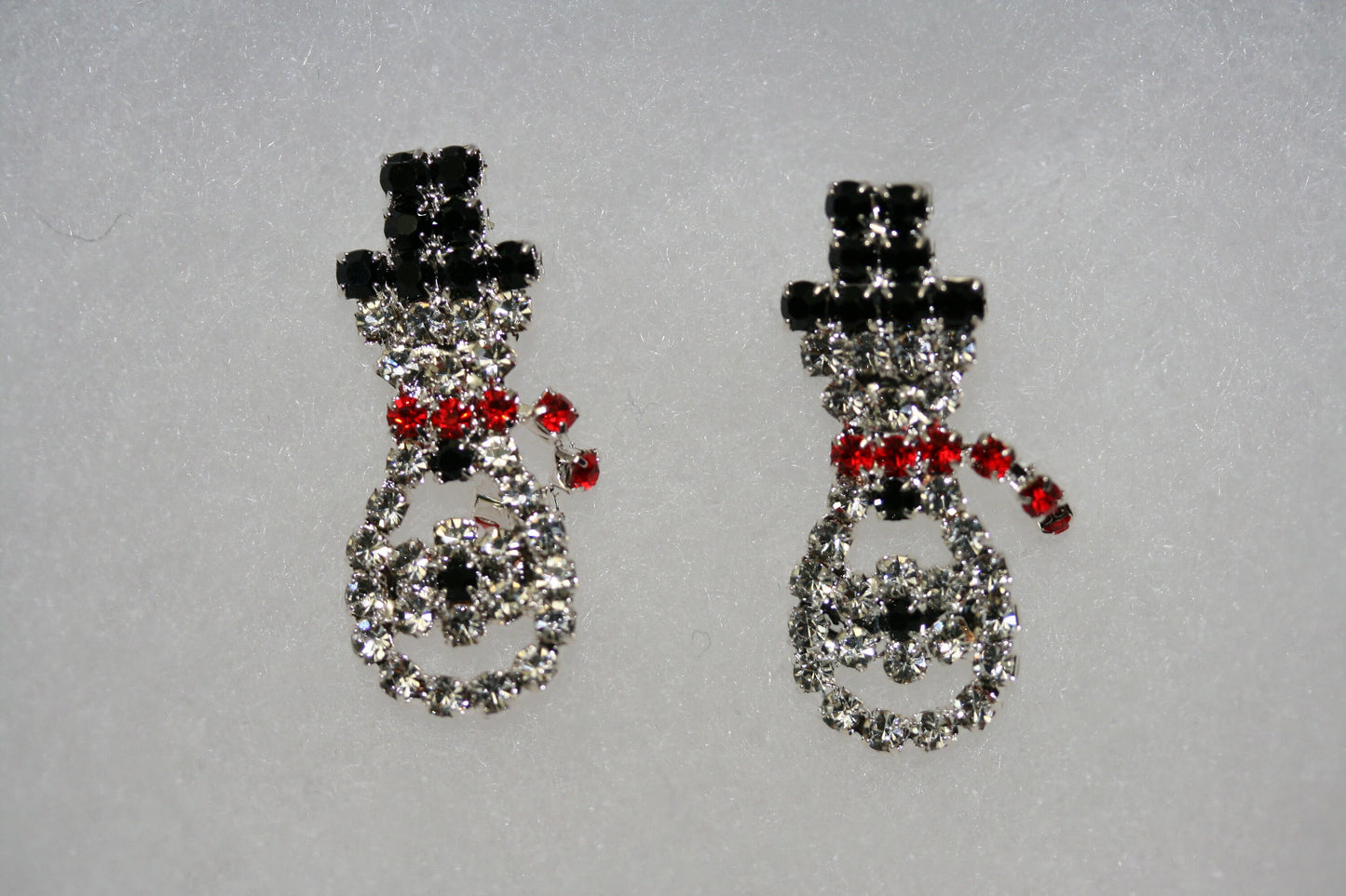 Rhinestone Christmas Snowman Earring, Christmas Stud Earring, Holiday Jewelry