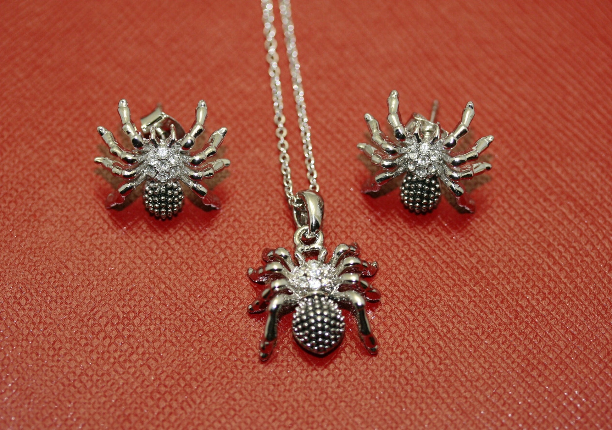 Halloween Insect Silver Tone Metal with Rhinestones Spider Charms Necklace And Earring Jewelry Set