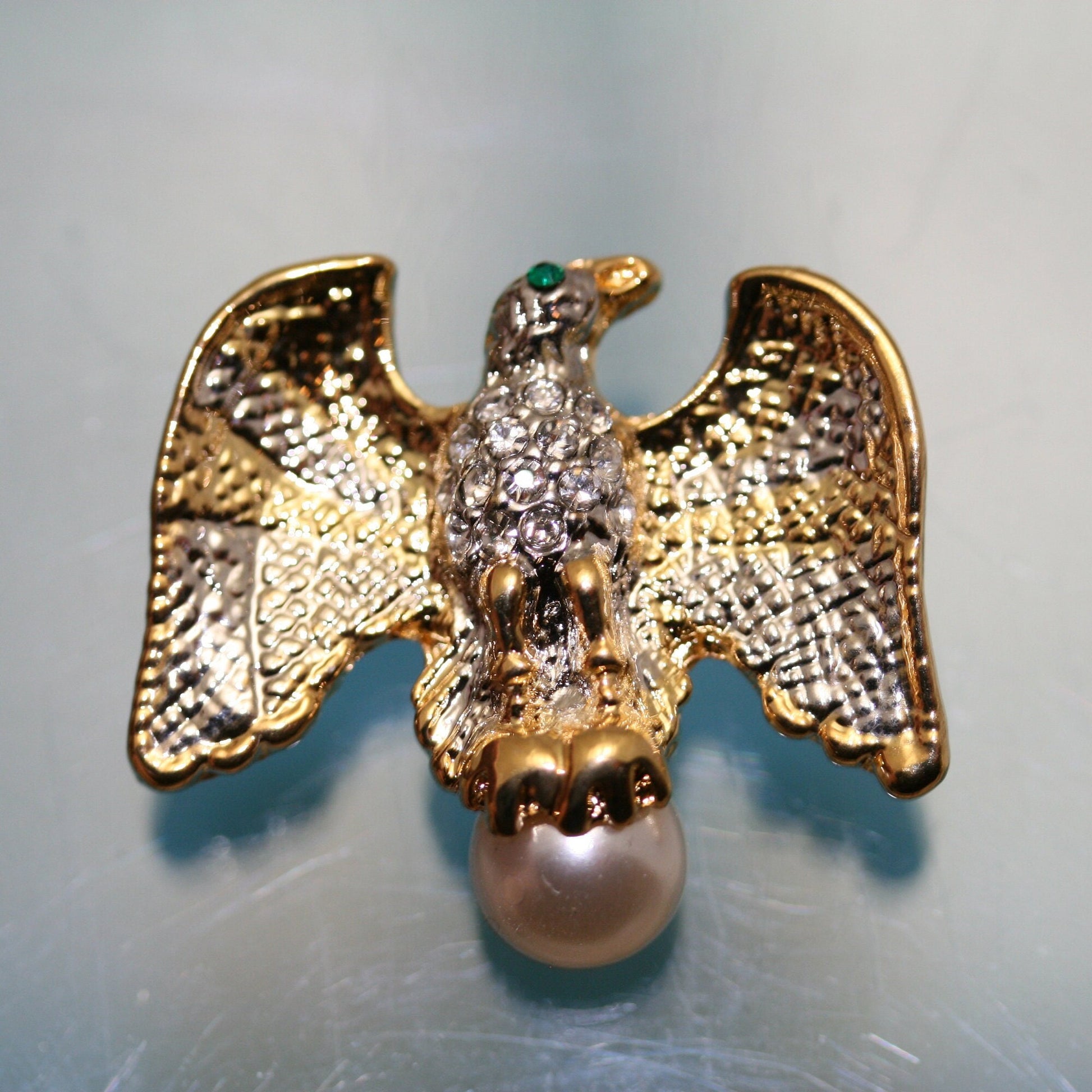 Rhinestone Gold Eagle Crystal Pearl Pin Small Dar Patriot Military USA Campaign Dar Brooch