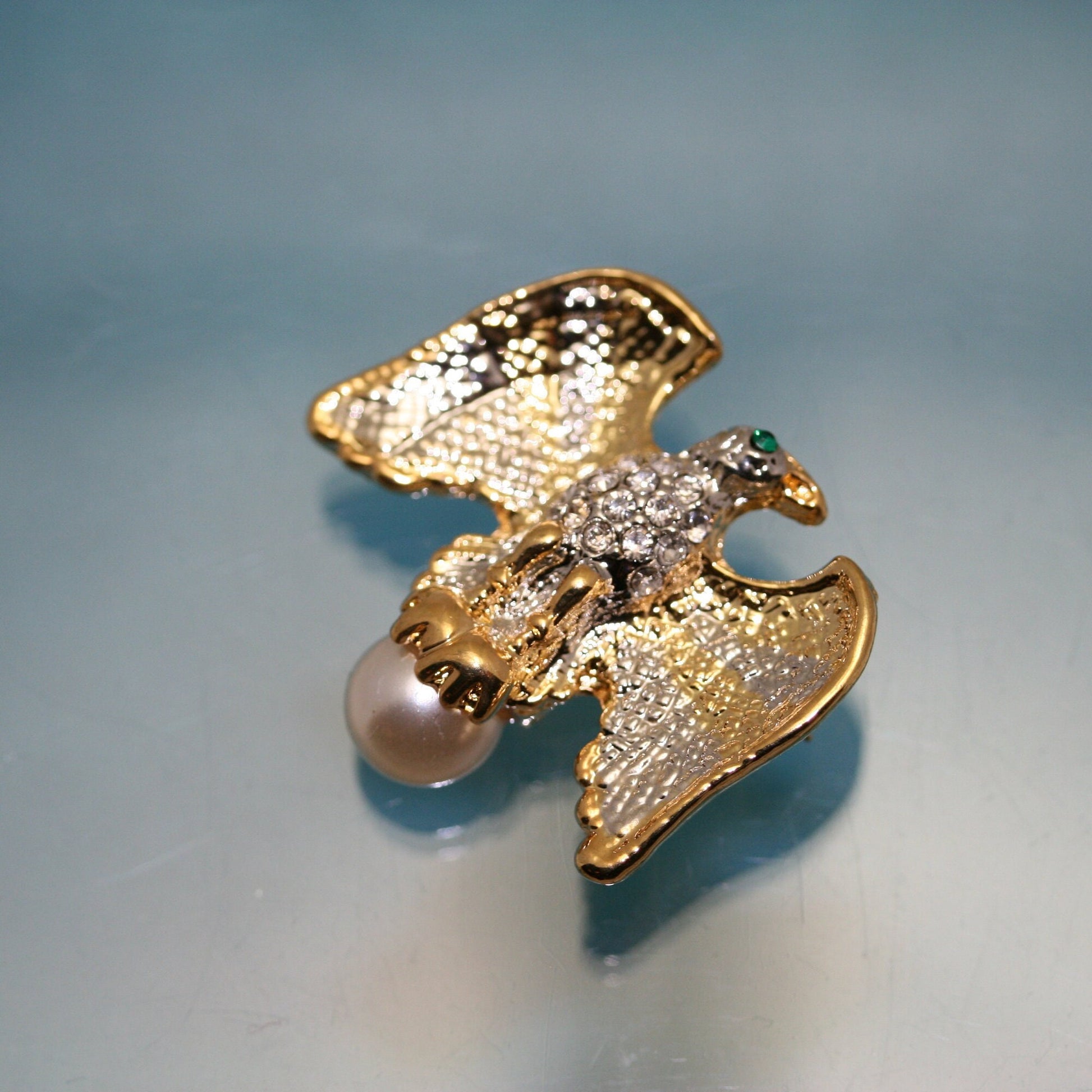 Rhinestone Gold Eagle Crystal Pearl Pin Small Dar Patriot Military USA Campaign Dar Brooch