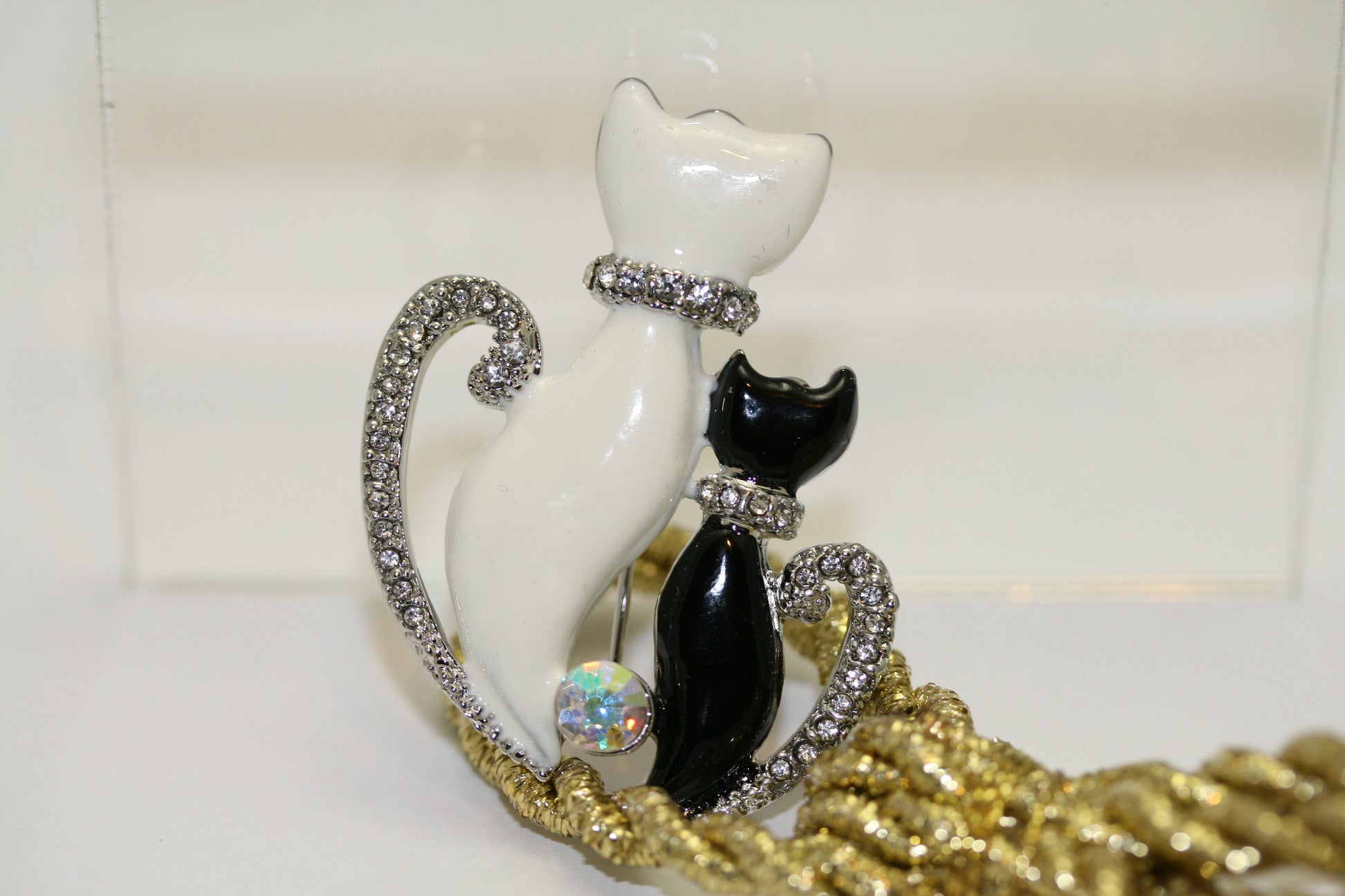 Black And White Two Cute Sitting Cat Kitten Kitty Brooch Pin for Women, Rhinestone Animal Jewelry