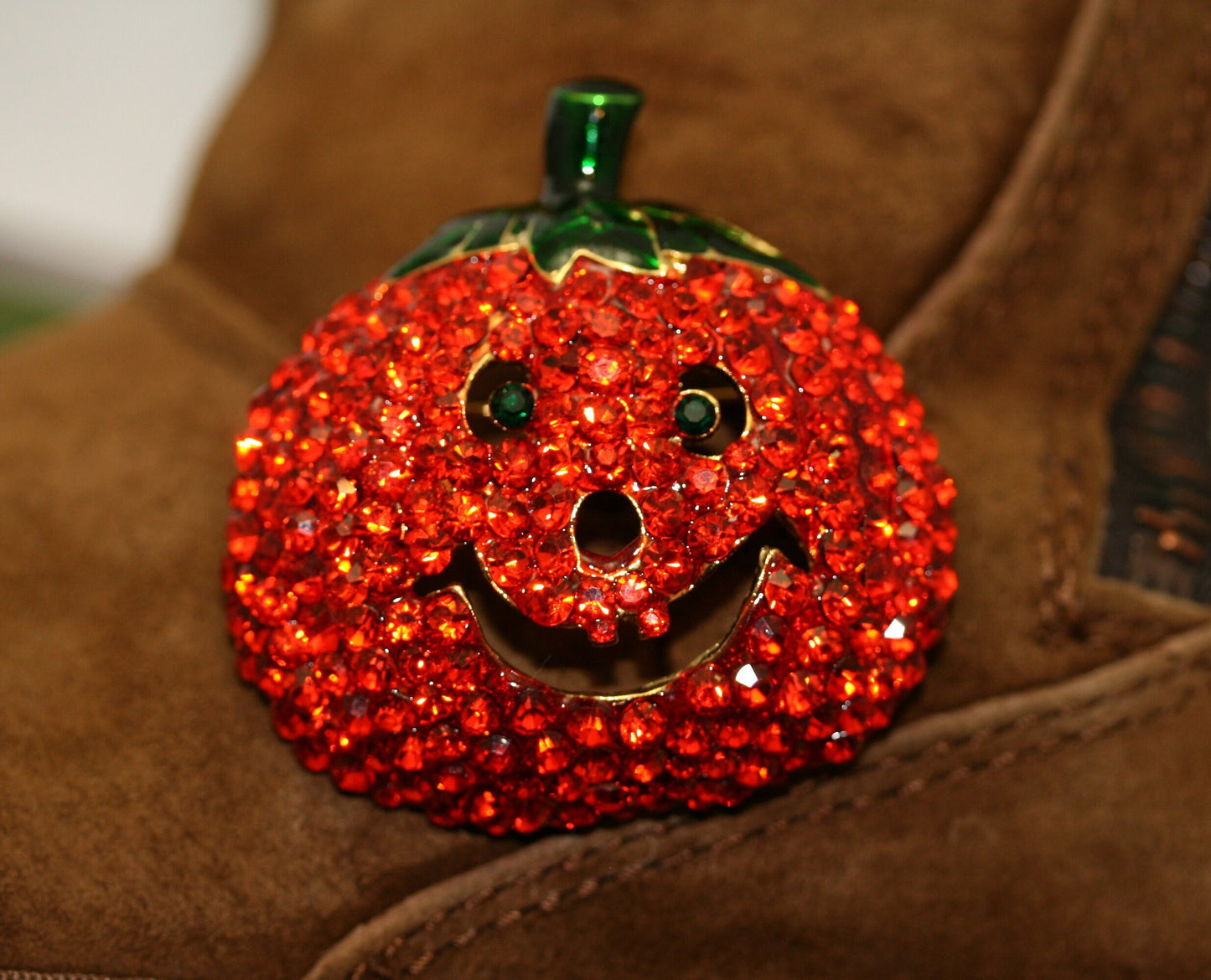 Large Rhinestone Halloween Pumpkin Brooch Pin, Fashion Costume Holiday Jewelry, Crystal Pumpkin Brooch Pin